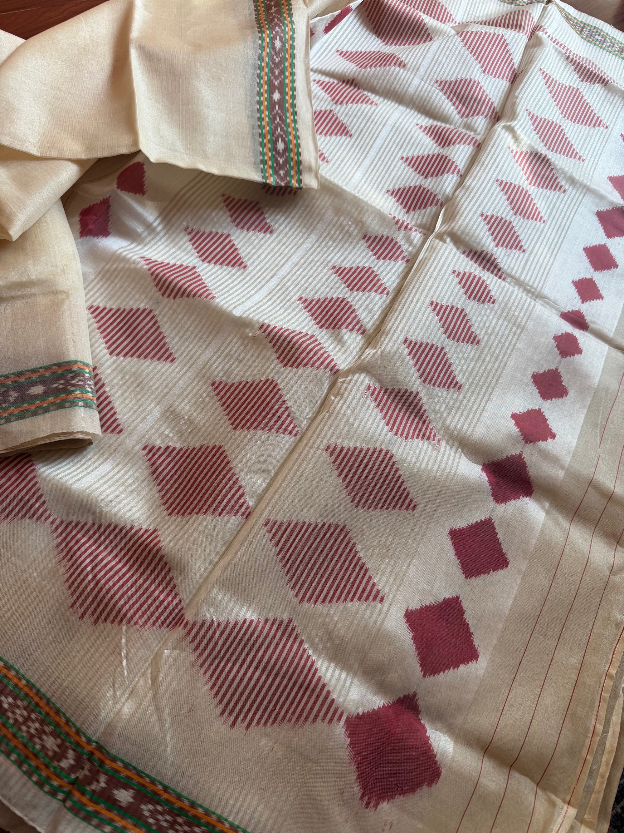 Pochampally Ikat: Organza