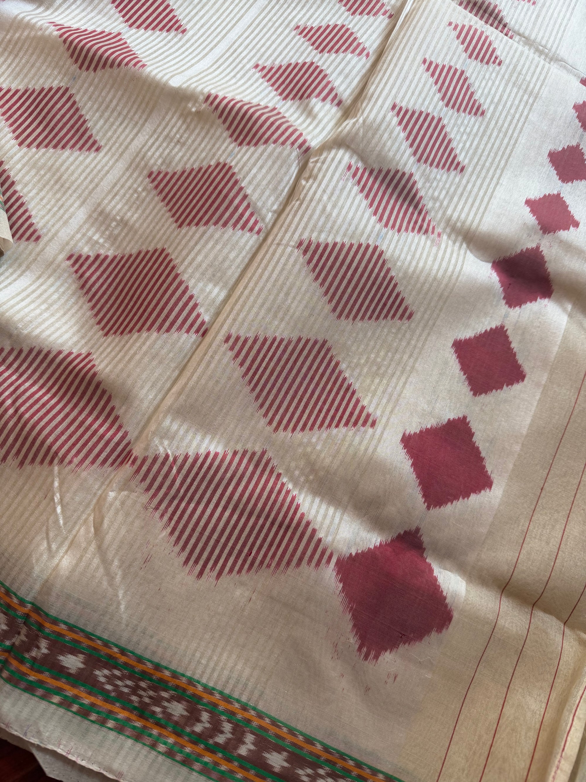 Pochampally Ikat: Organza