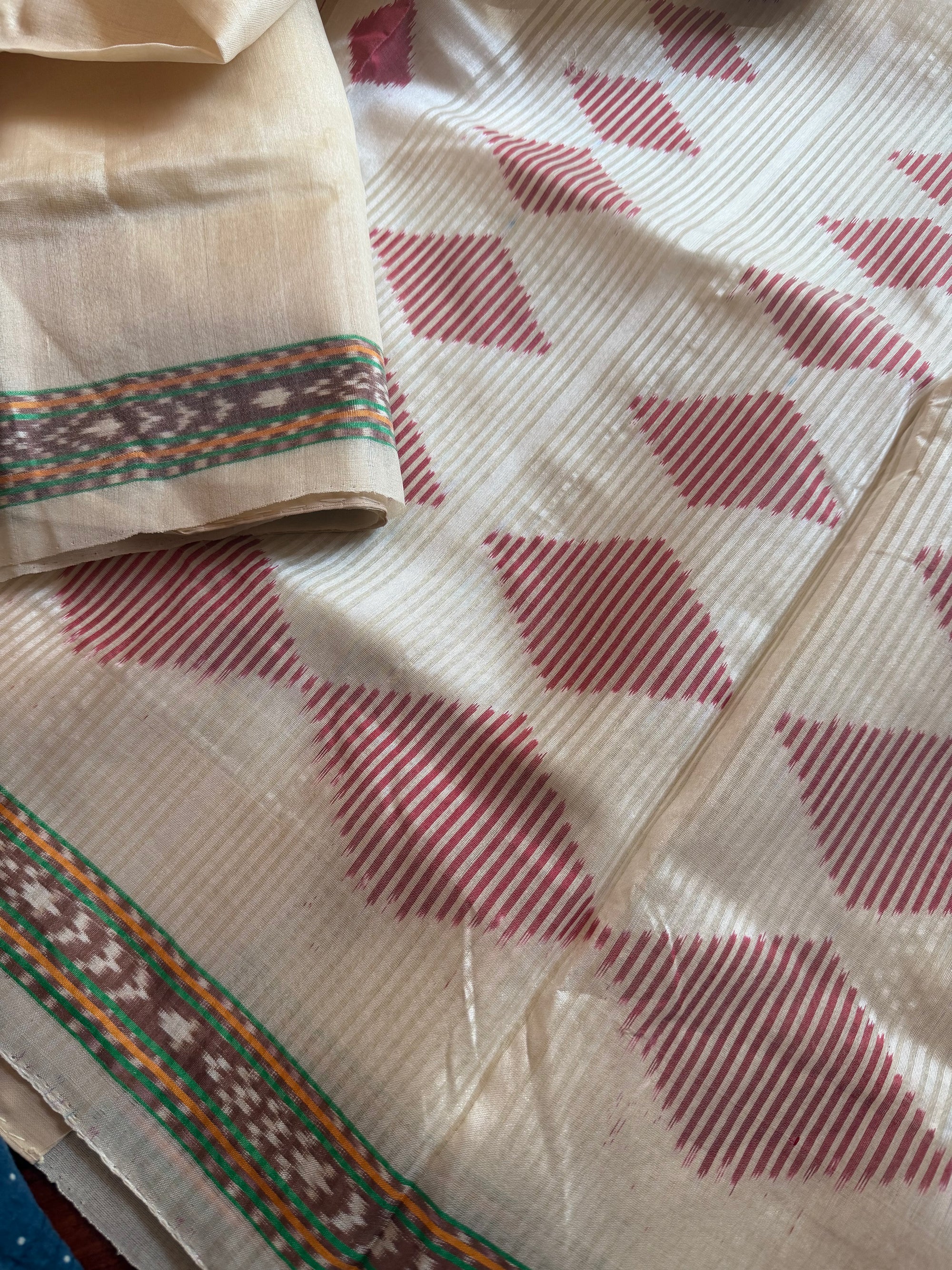 Pochampally Ikat: Organza