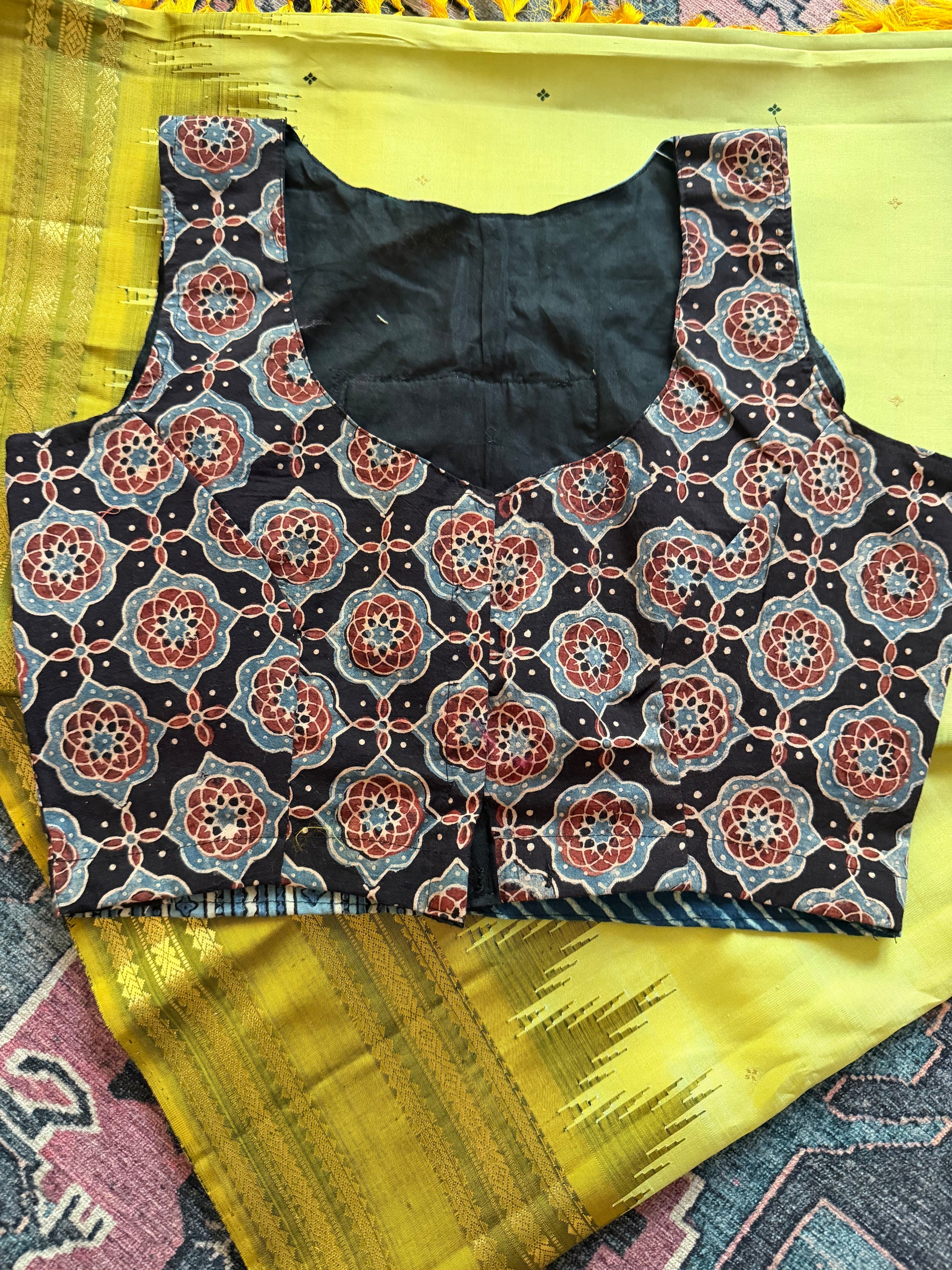 Handcrafted Ready to Wear Blouse : Ikat &amp; Suf Embroidery (36/38)