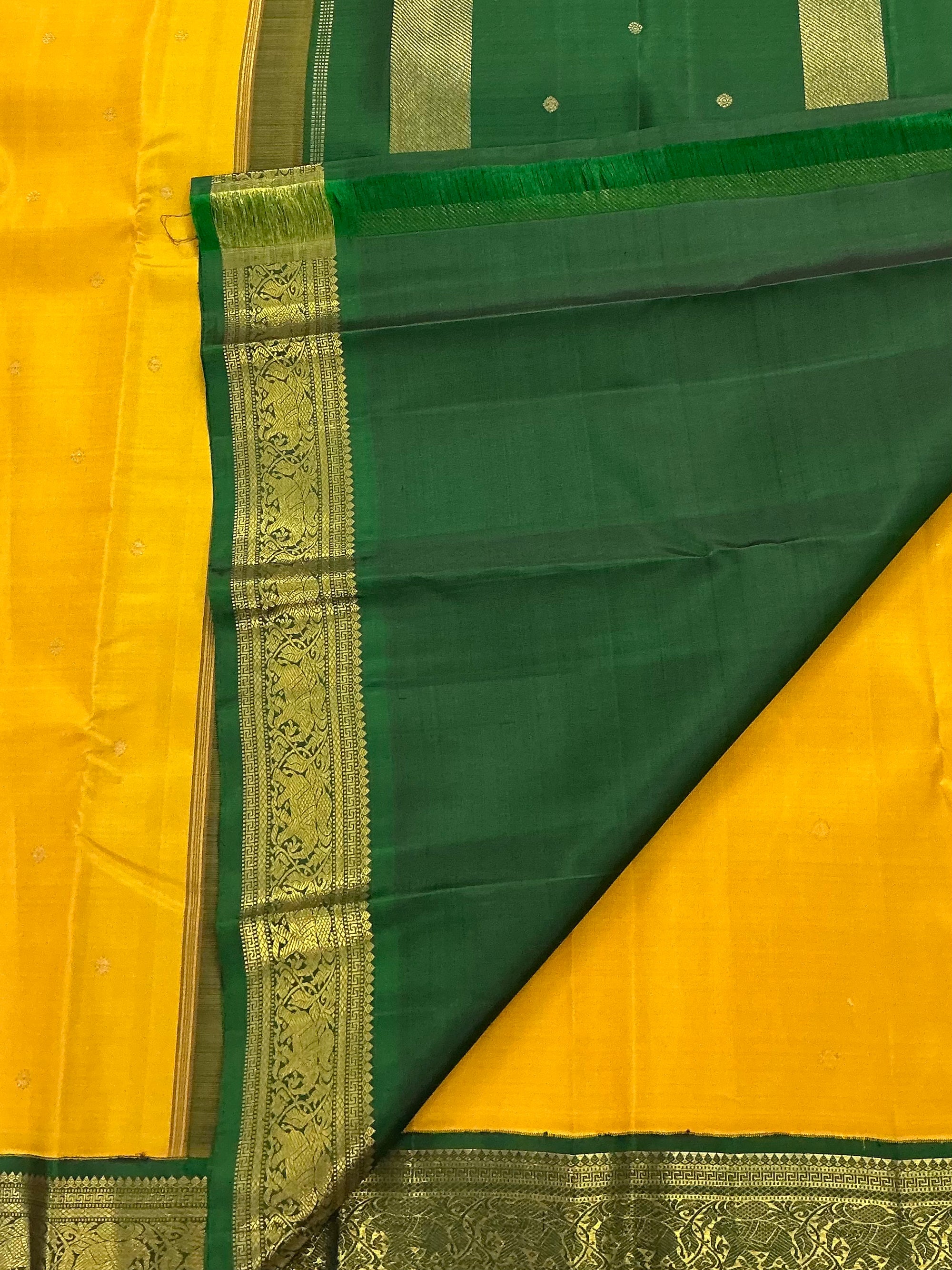 MYTHILI:   Korvai Kanjivaram Silk