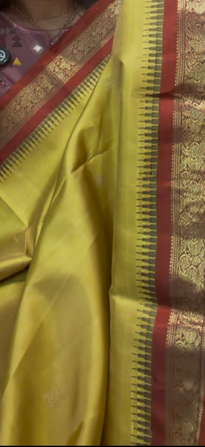 MAATHEY: Small border Korvai Kanjivaram