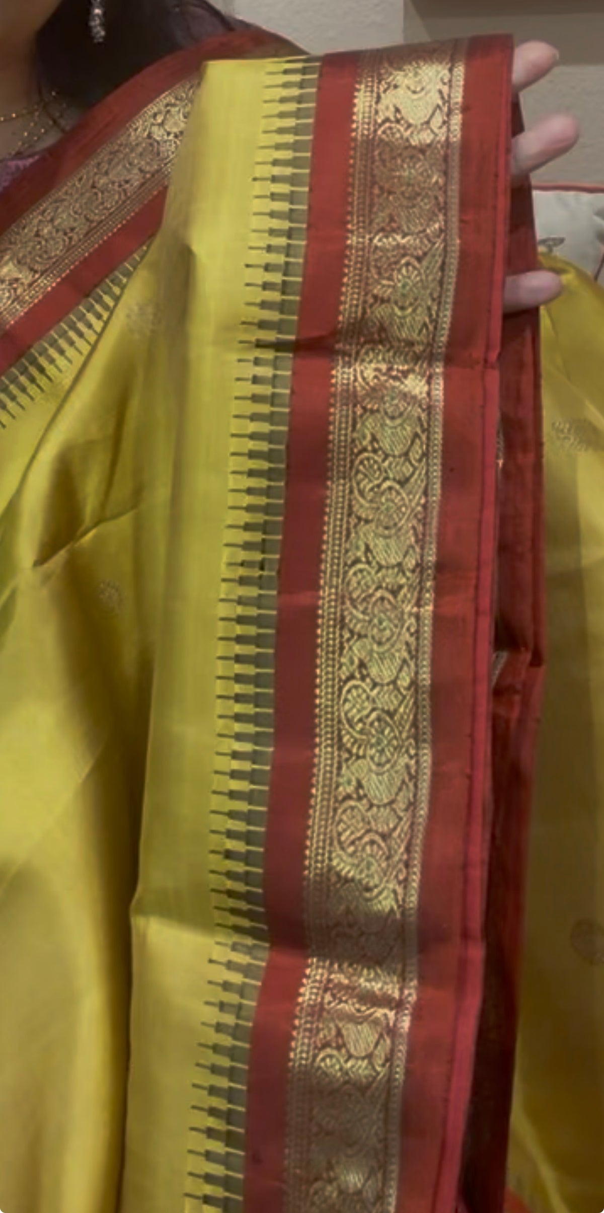 MAATHEY: Small border Korvai Kanjivaram