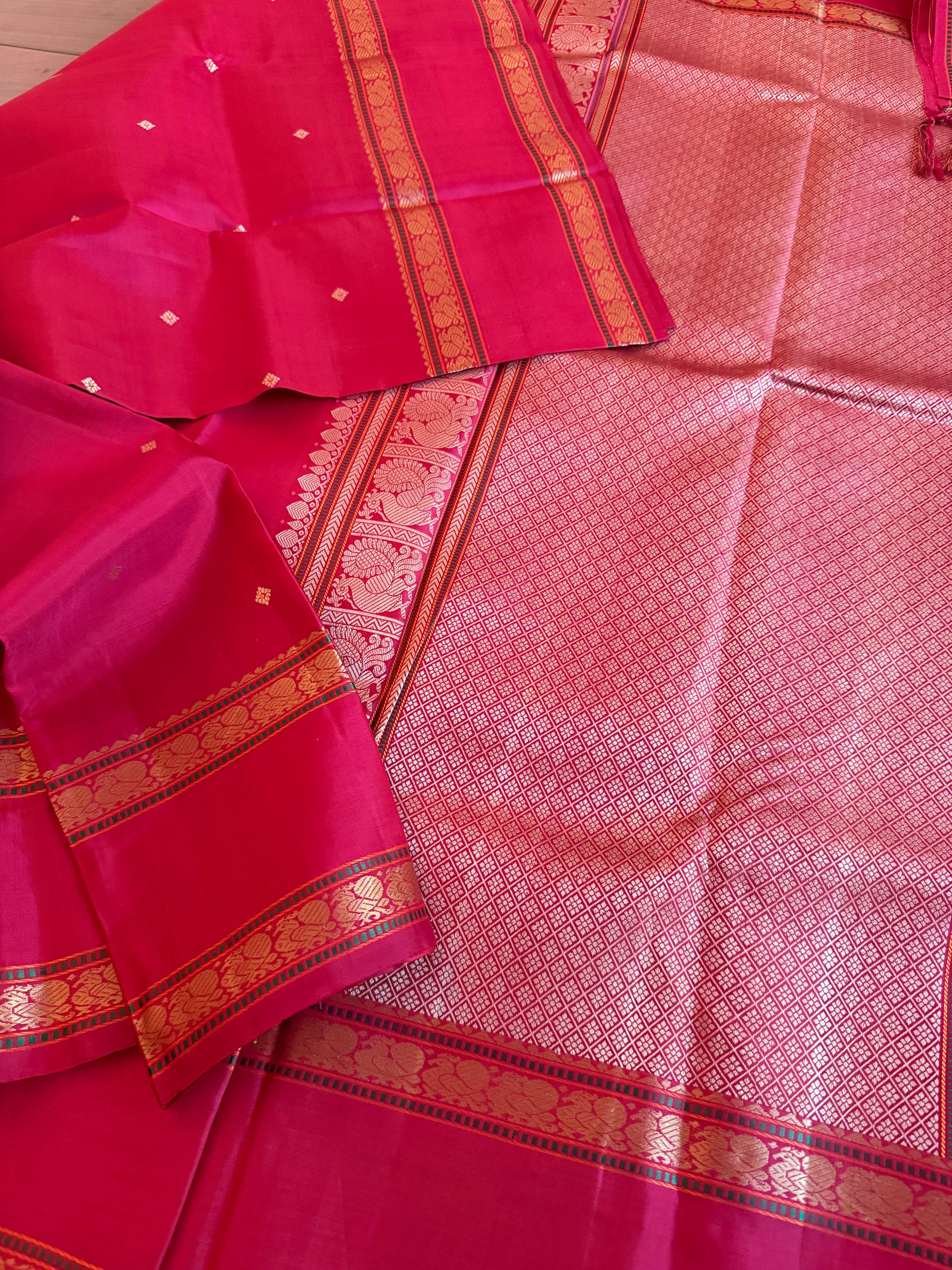 No Zari Kanjivaram Silk: Pinkish Red