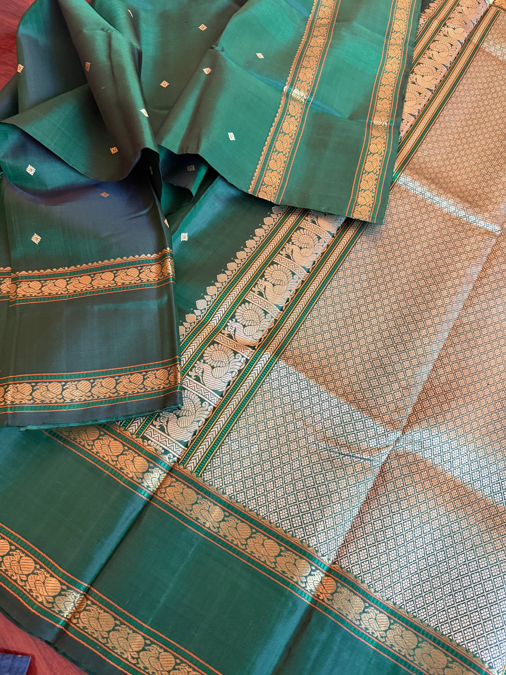 No Zari Kanjivaram Silk: Bottle Green