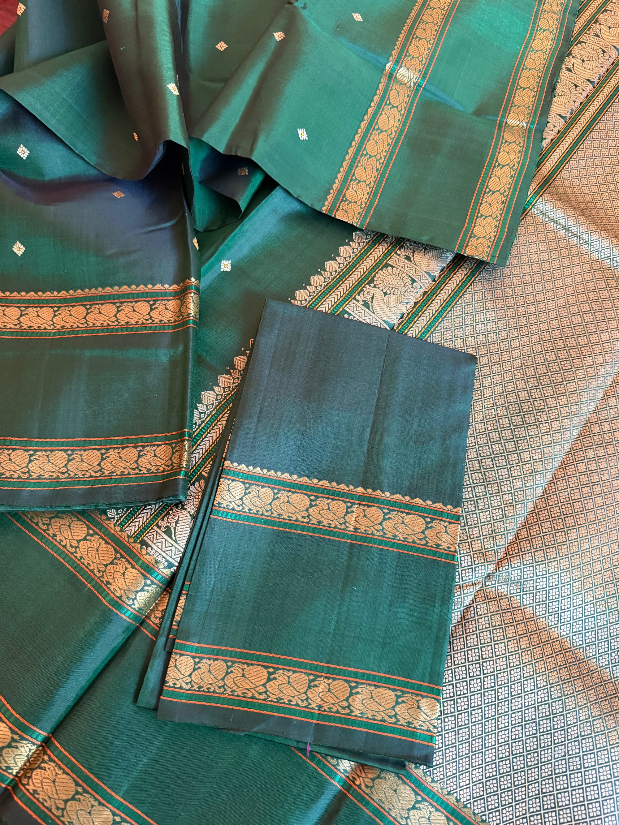 No Zari Kanjivaram Silk: Bottle Green