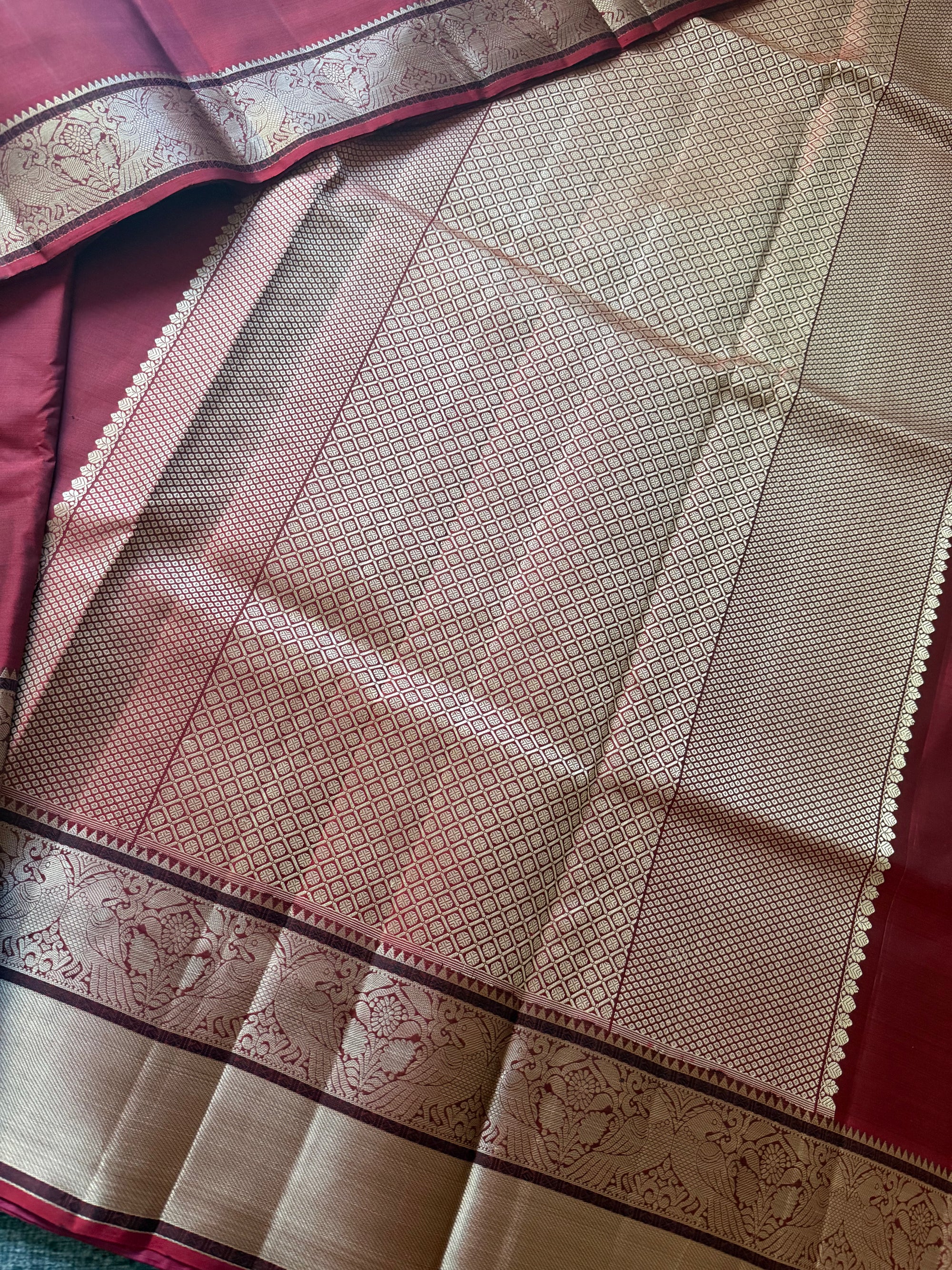 No Zari  Kanjivaram Silk : Jodi Kili (Terracotta color)