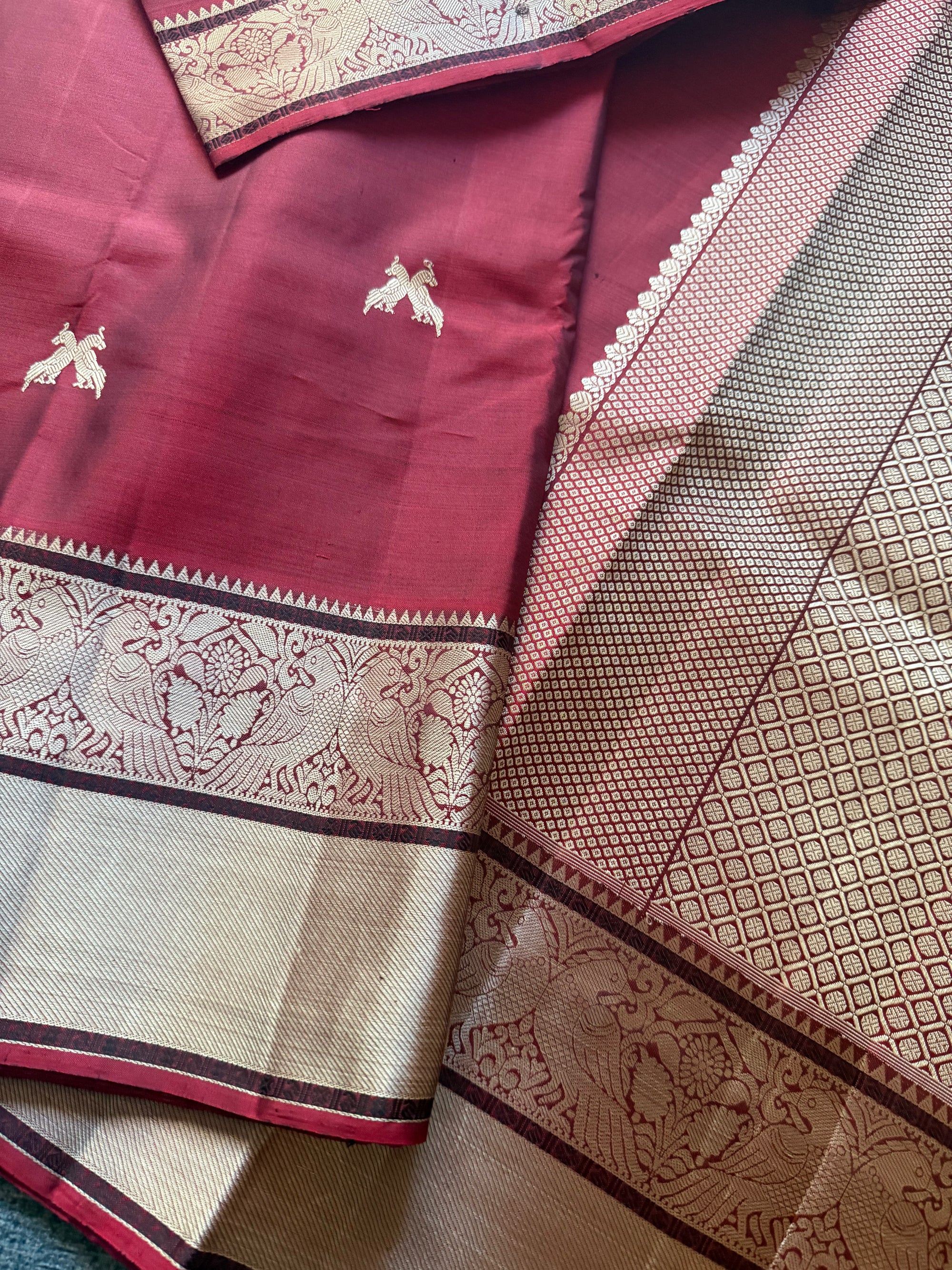 No Zari  Kanjivaram Silk : Jodi Kili (Terracotta color)