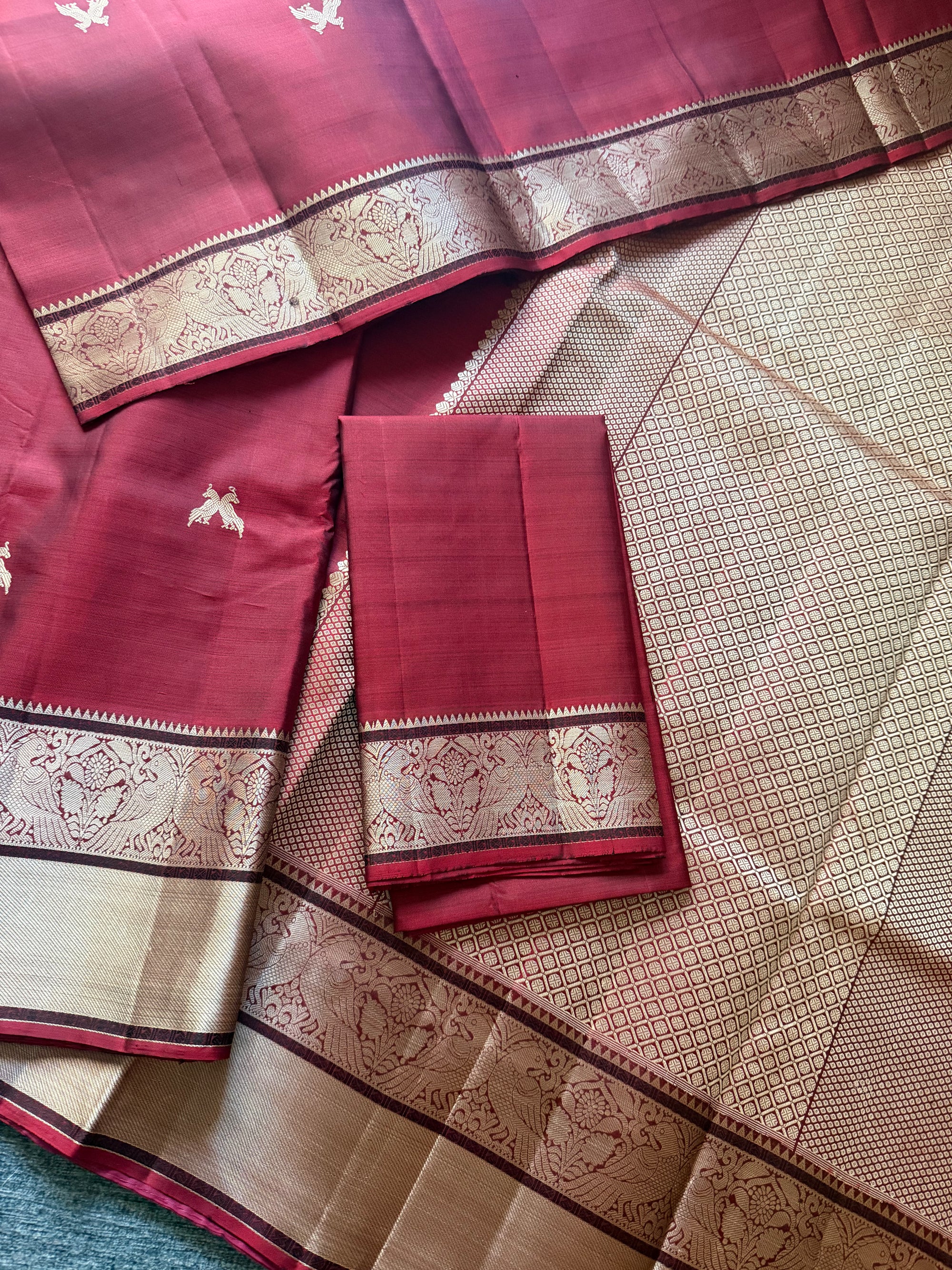 No Zari  Kanjivaram Silk : Jodi Kili (Terracotta color)