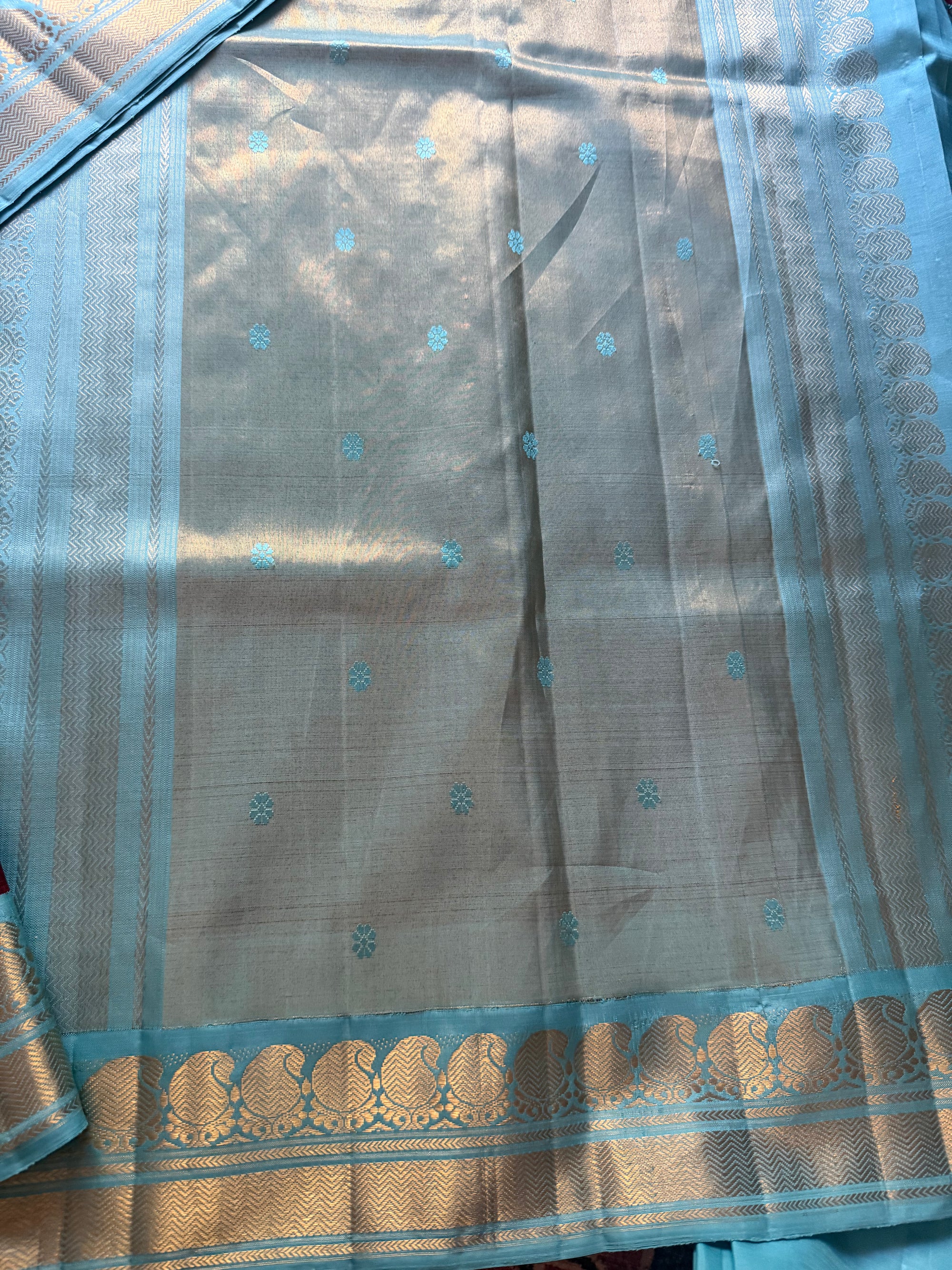 MYTHILI:  VINTAGE KANJIVARAM
