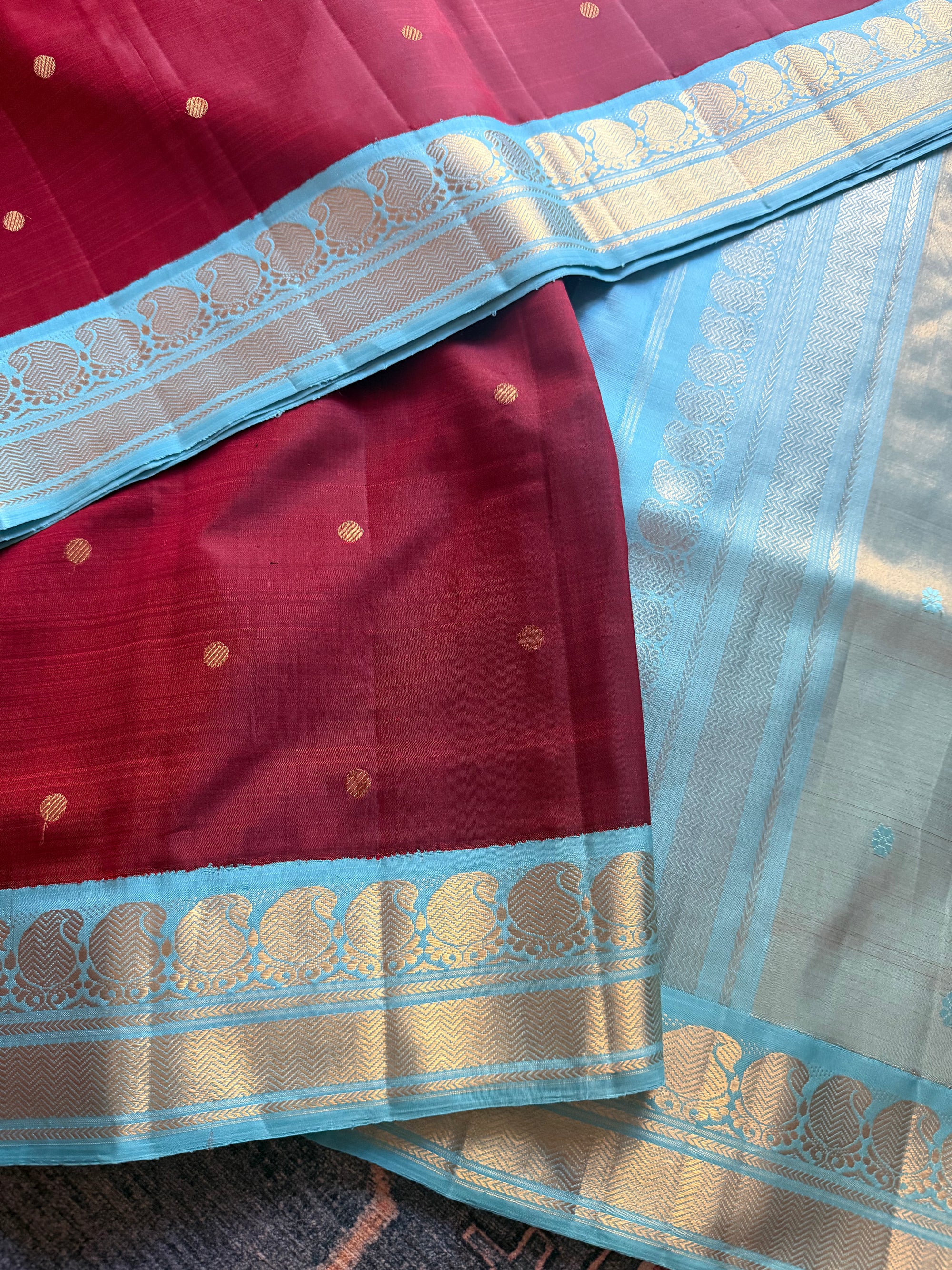 MYTHILI:  VINTAGE KANJIVARAM