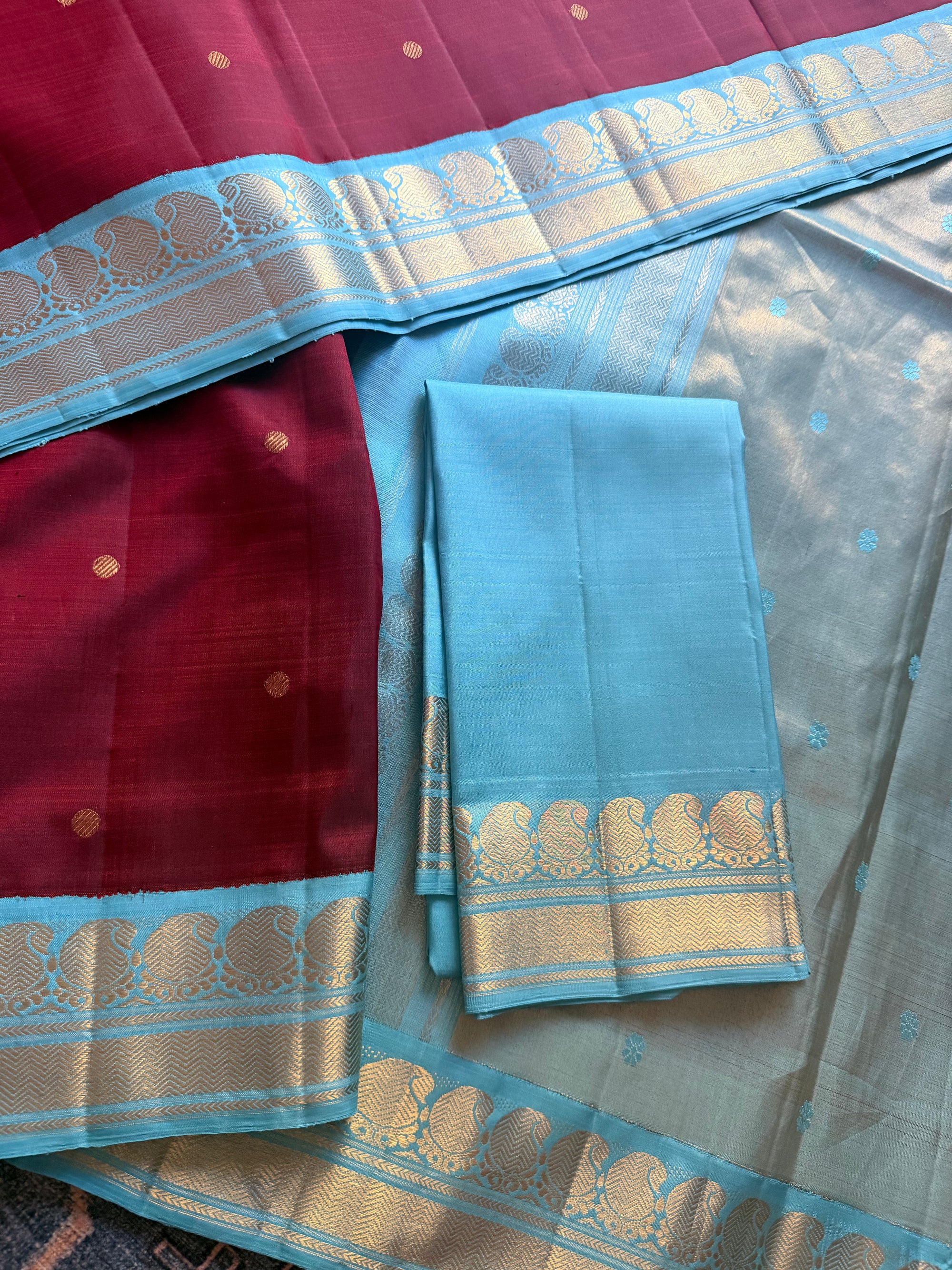 MYTHILI:  VINTAGE KANJIVARAM