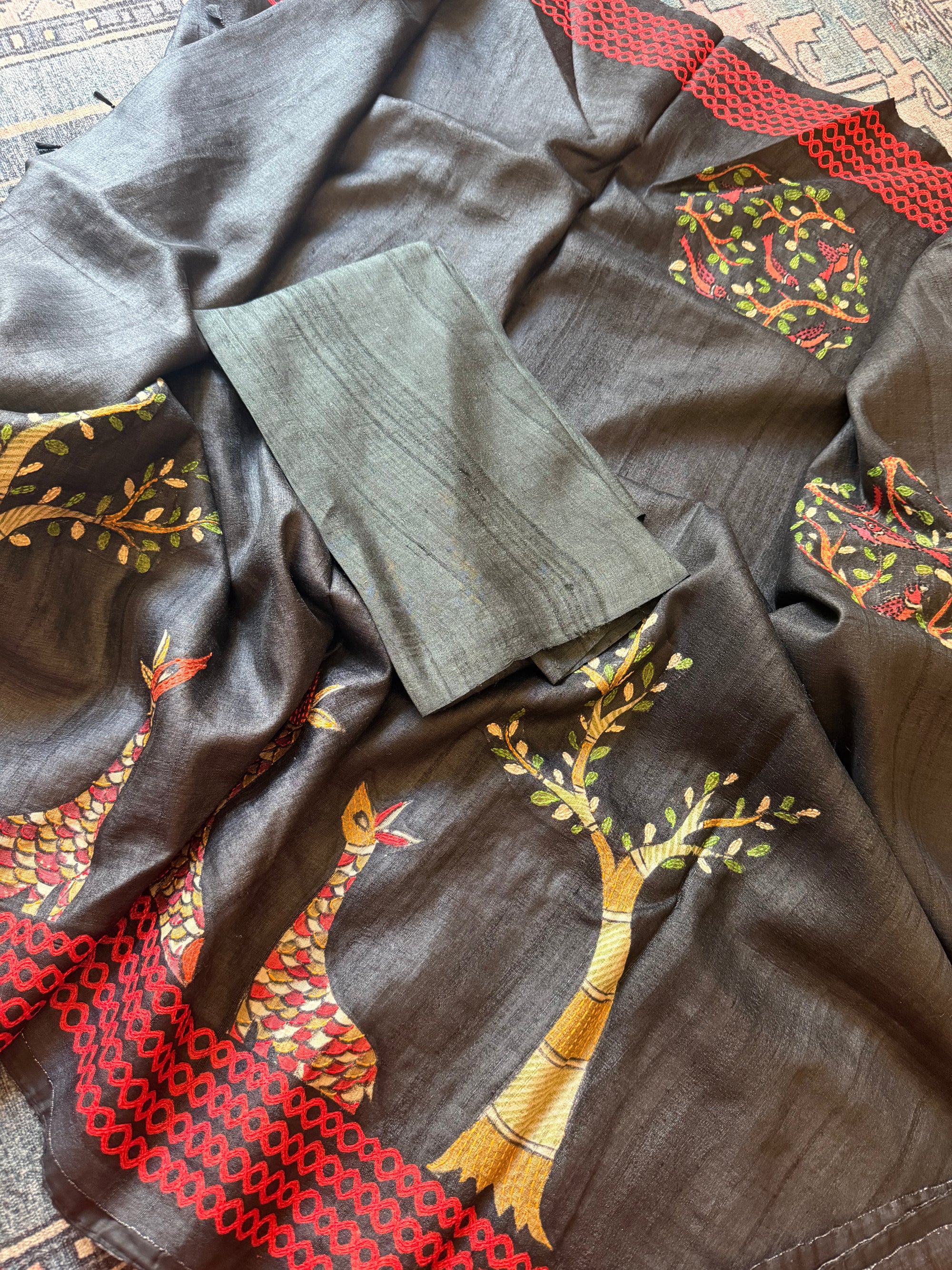 Kamaniya Kantha : Handcrafted Tussar