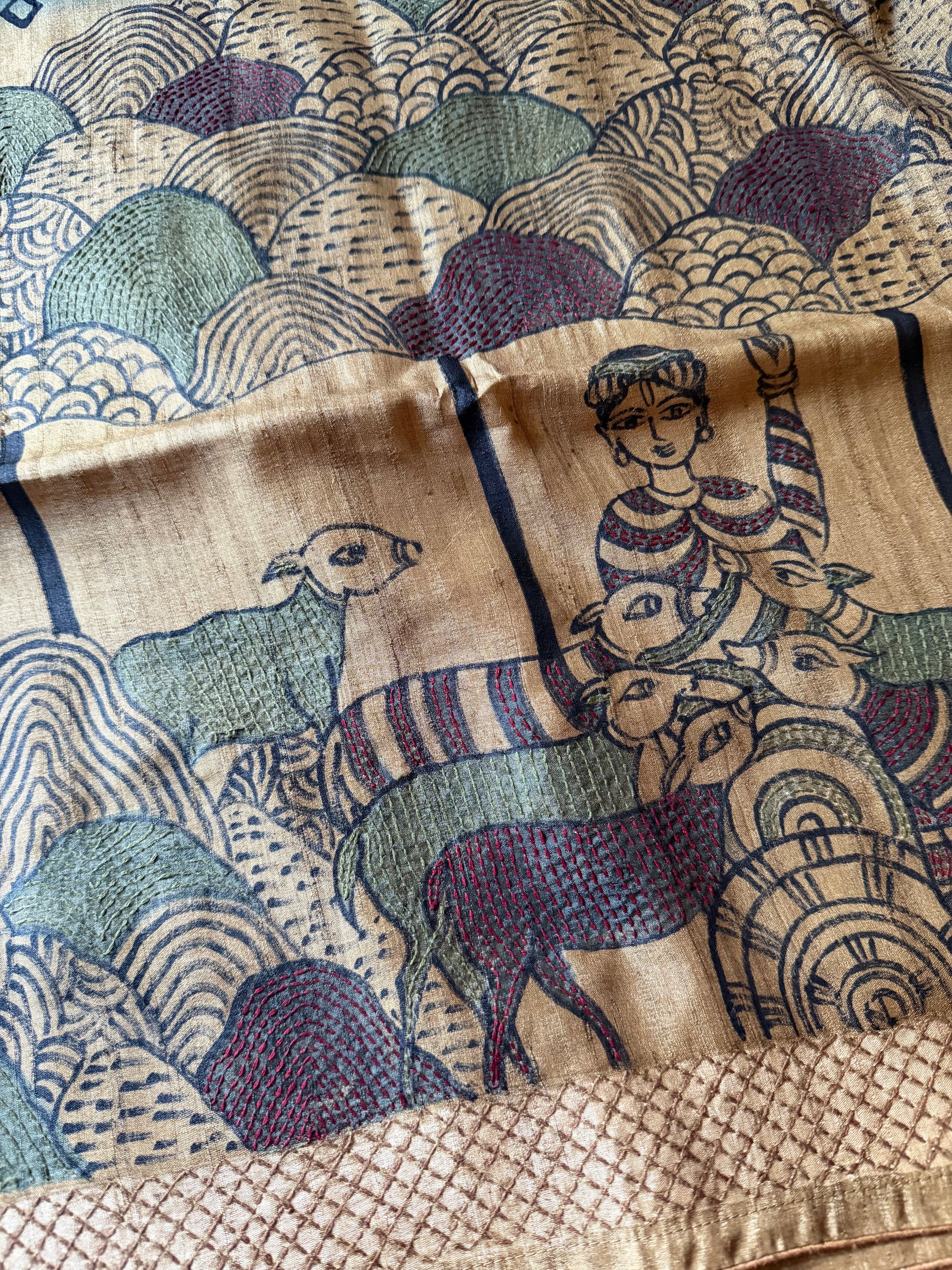 Kamaniya Kantha : Handcrafted Tussar