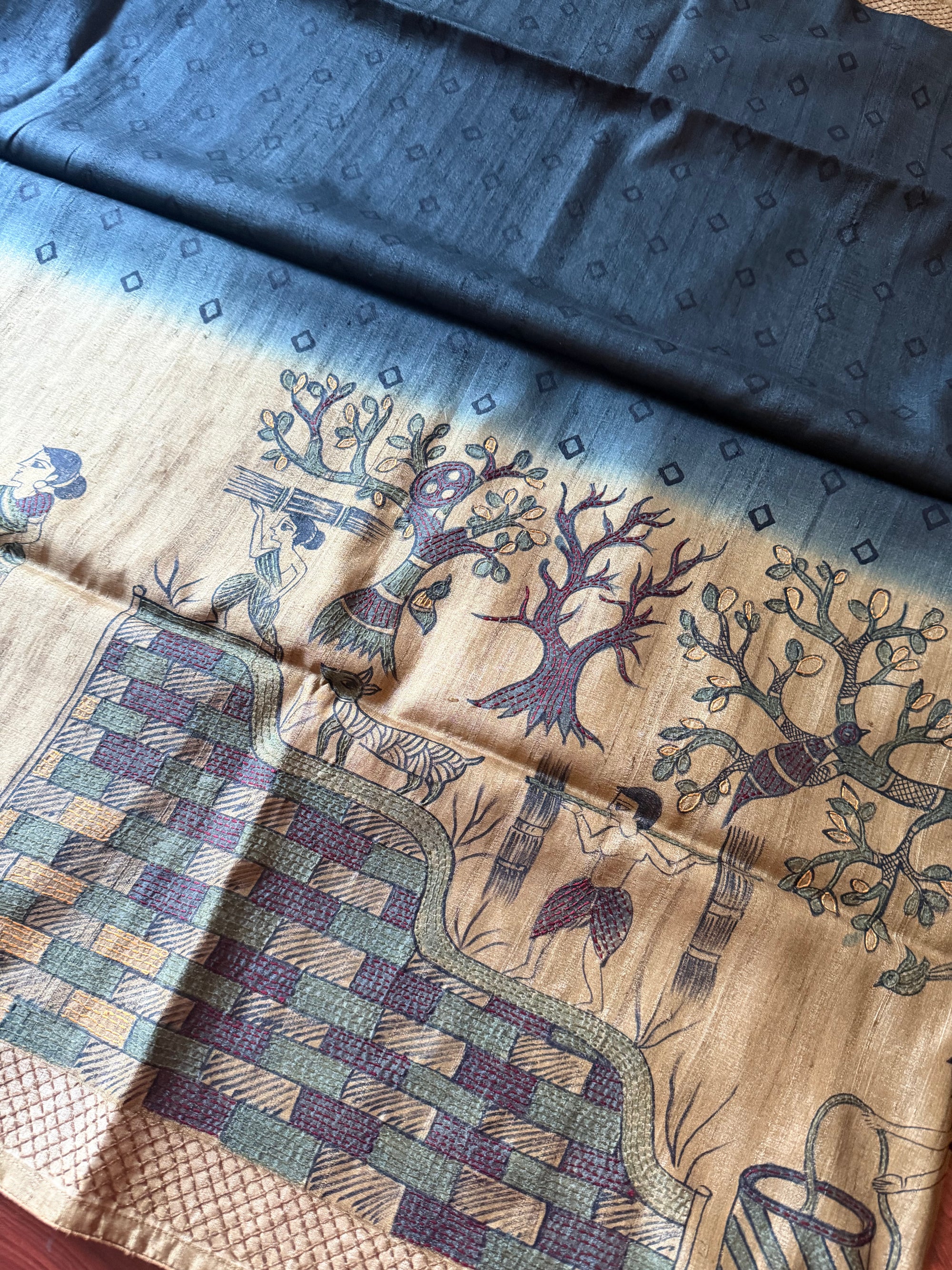 Kamaniya Kantha : Handcrafted Tussar