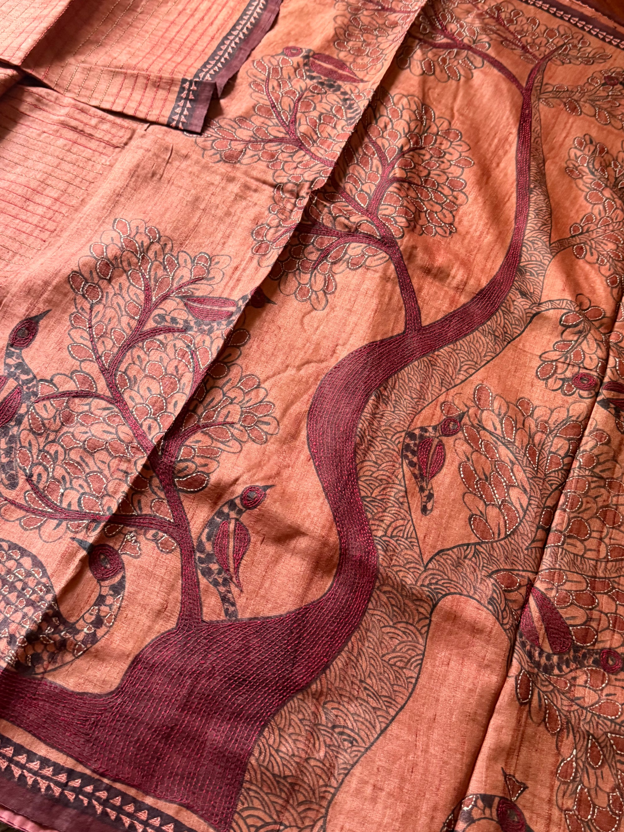 Kamaniya Kantha : Handcrafted Tussar