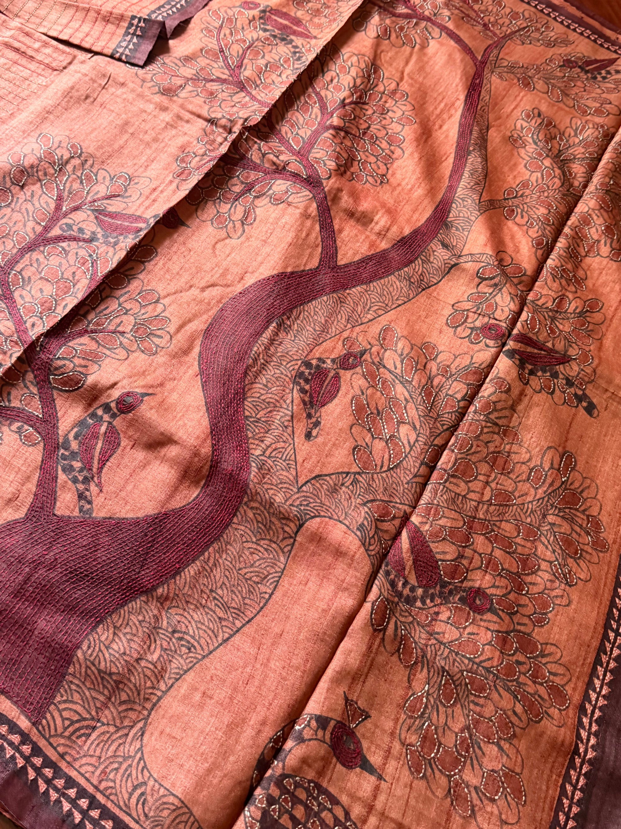 Kamaniya Kantha : Handcrafted Tussar