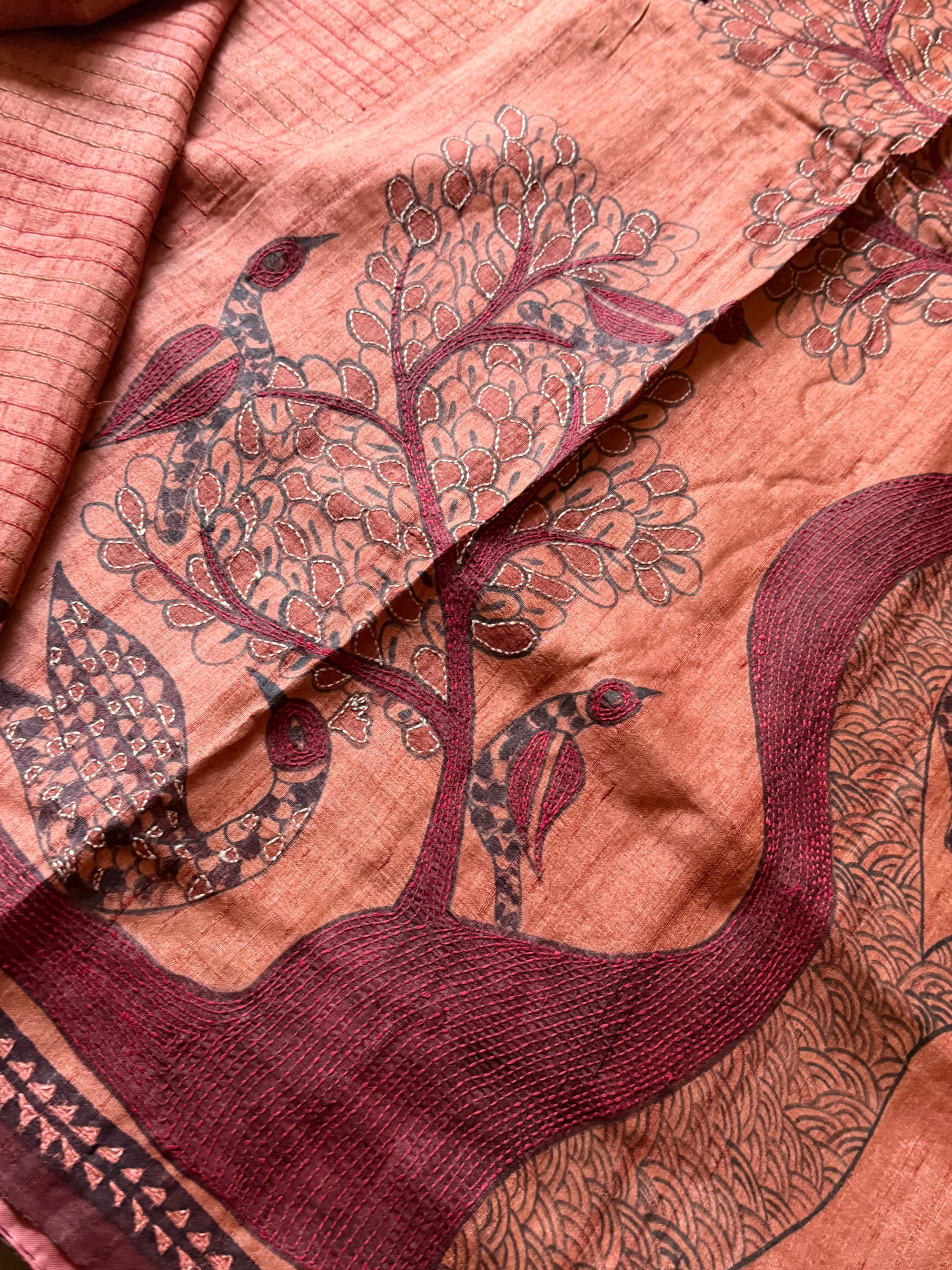 Kamaniya Kantha : Handcrafted Tussar