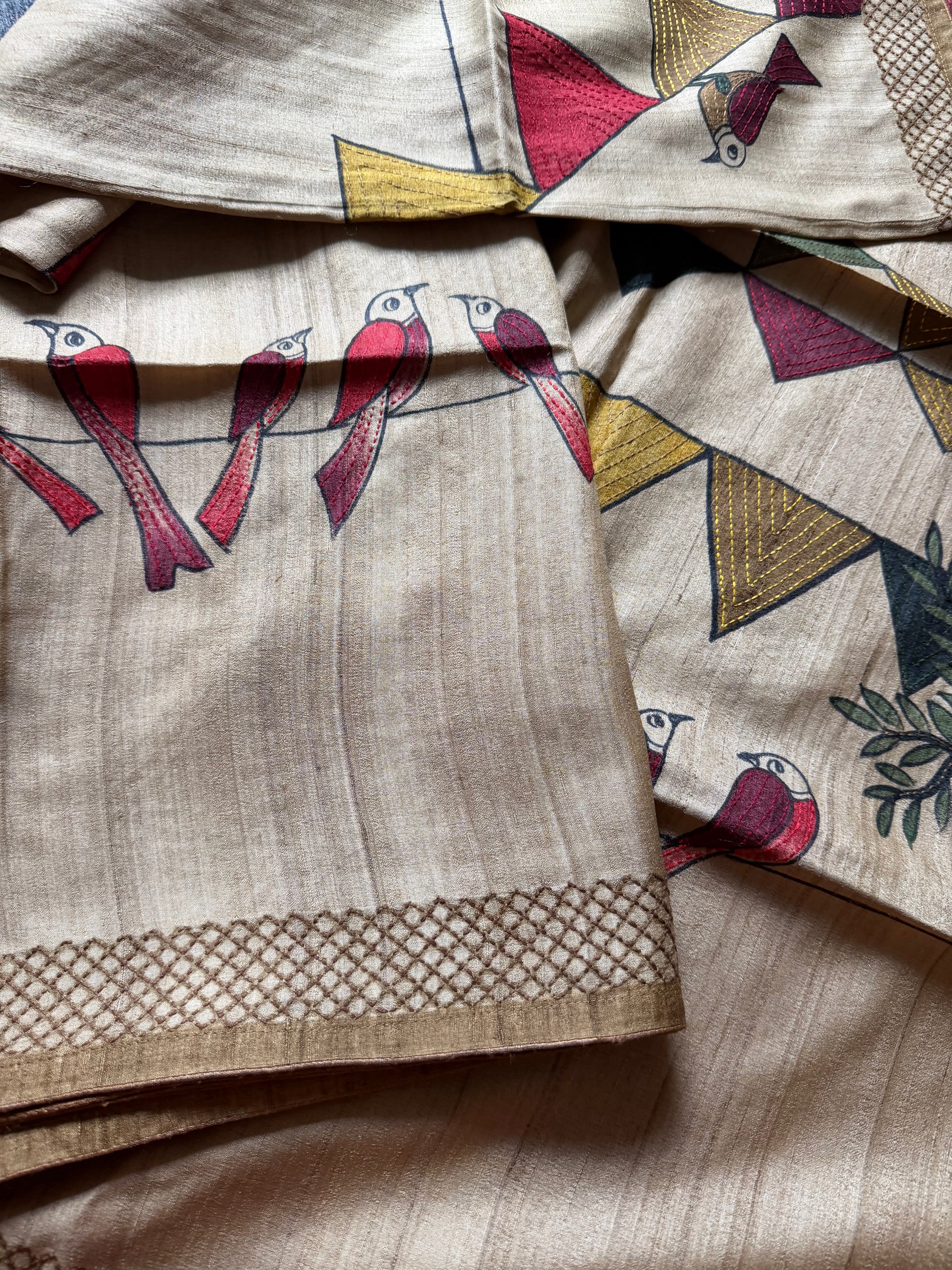 Kamaniya Kantha : Handcrafted Tussar