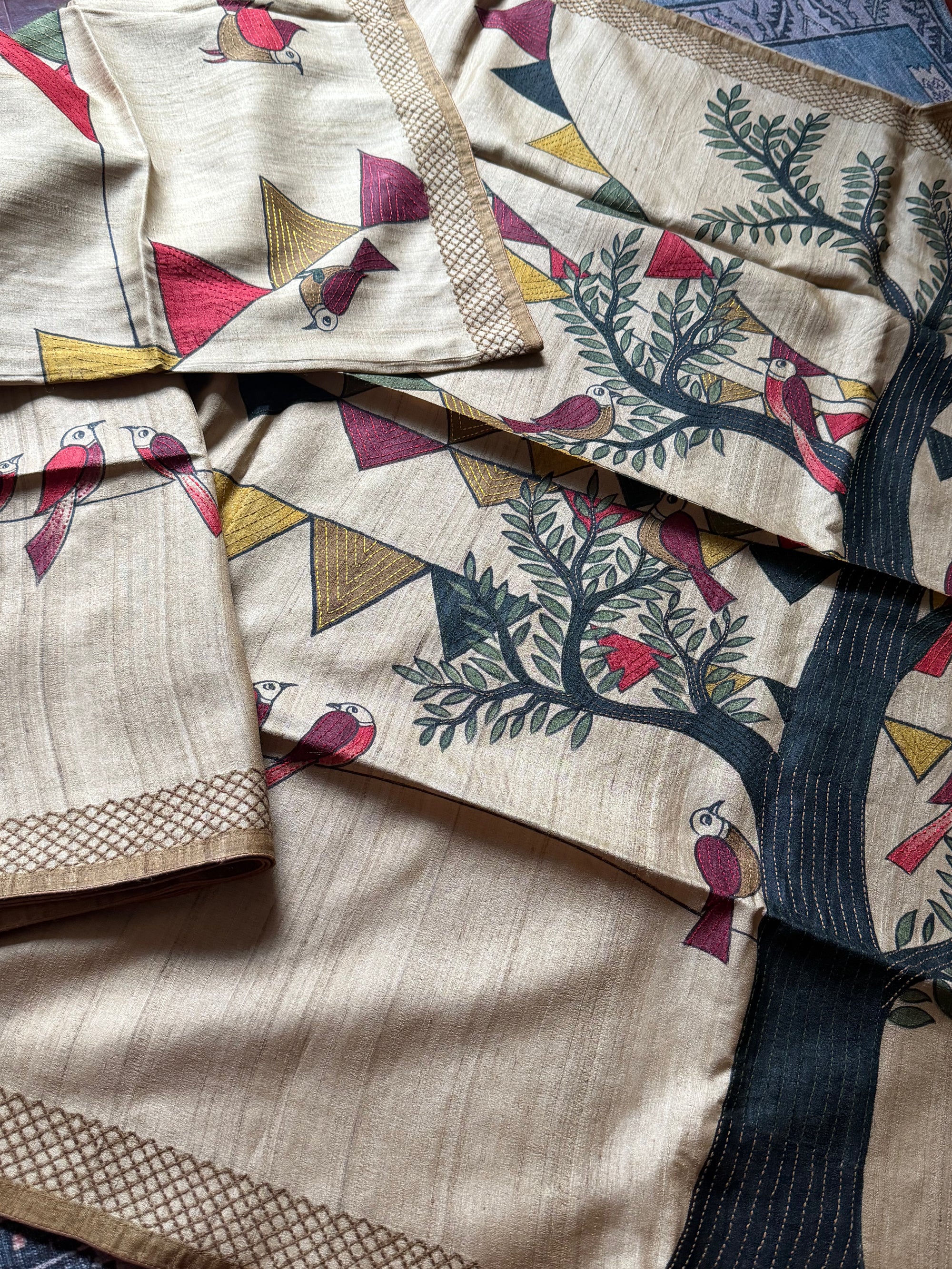 Kamaniya Kantha : Handcrafted Tussar