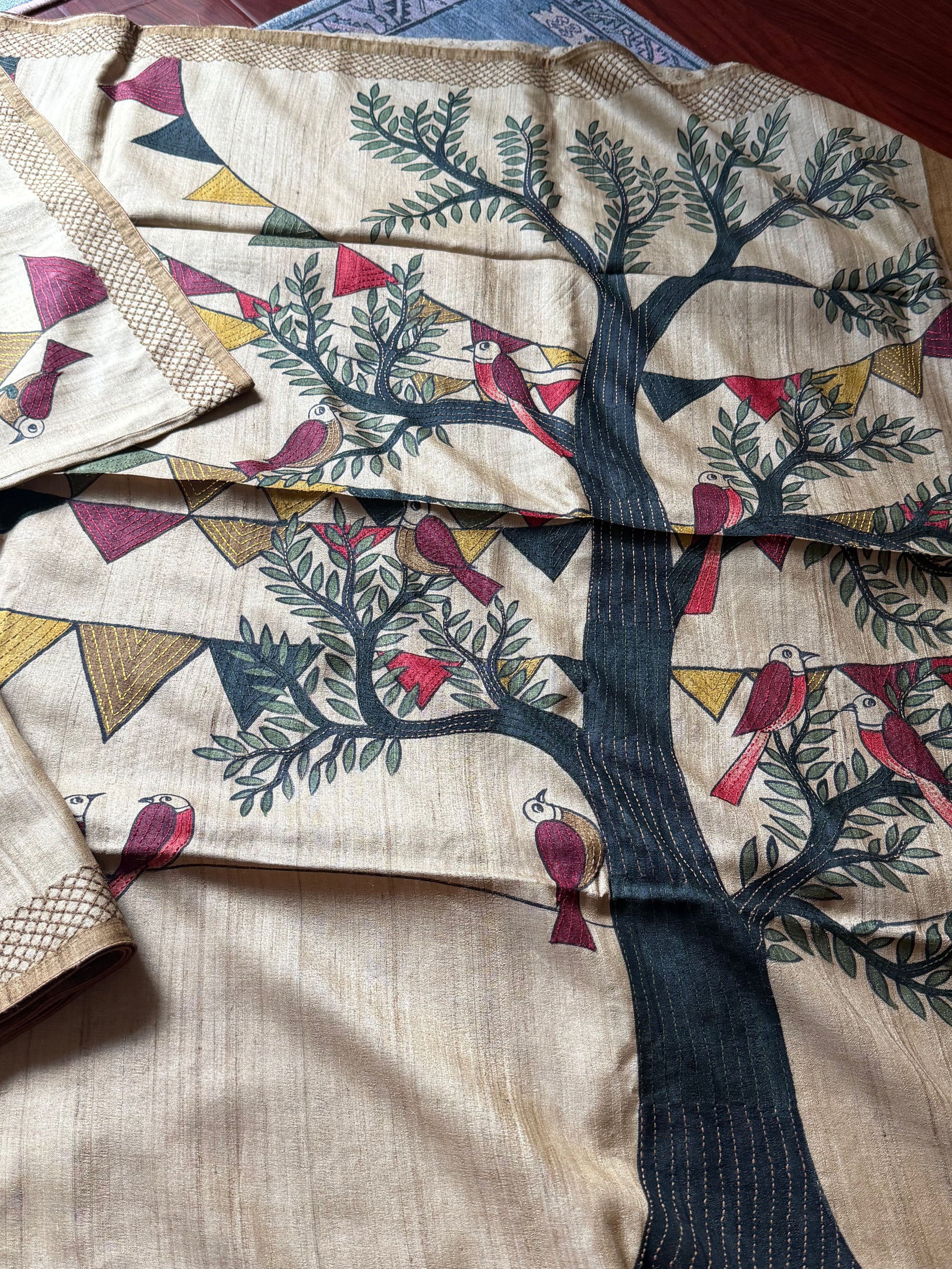 Kamaniya Kantha : Handcrafted Tussar