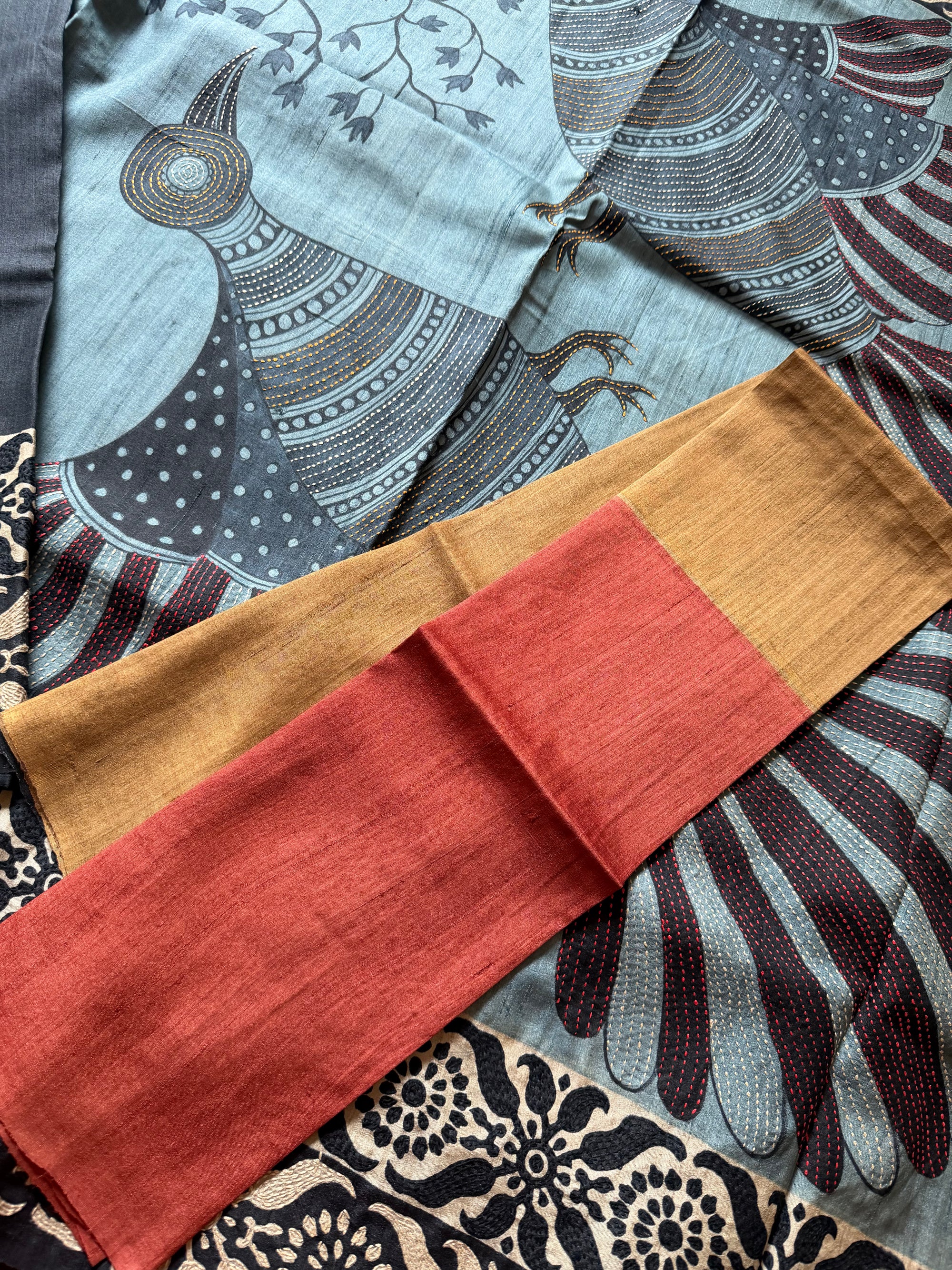 Kamaniya Kantha : Handcrafted Tussar