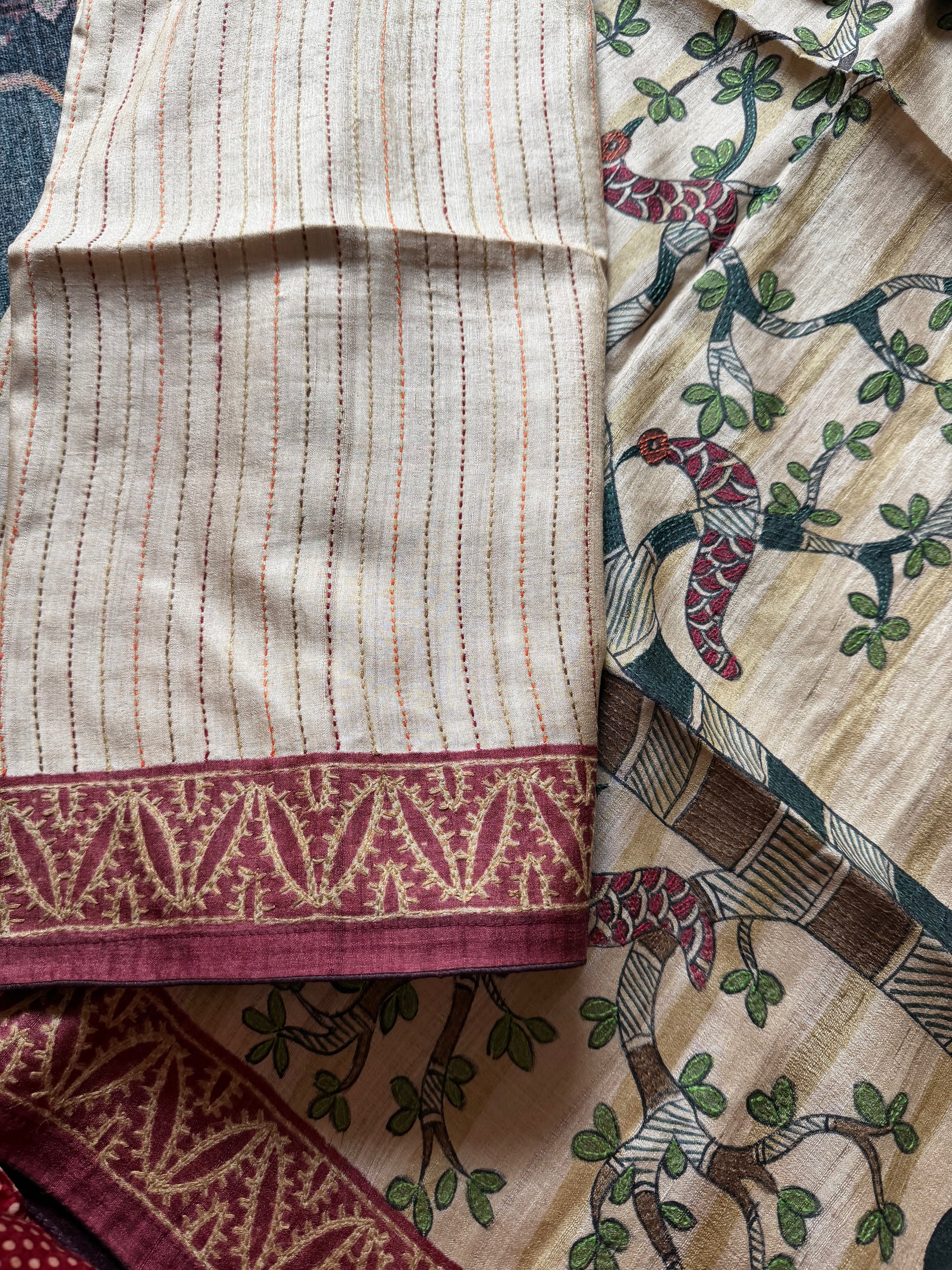 Kamaniya Kantha : Handcrafted Tussar