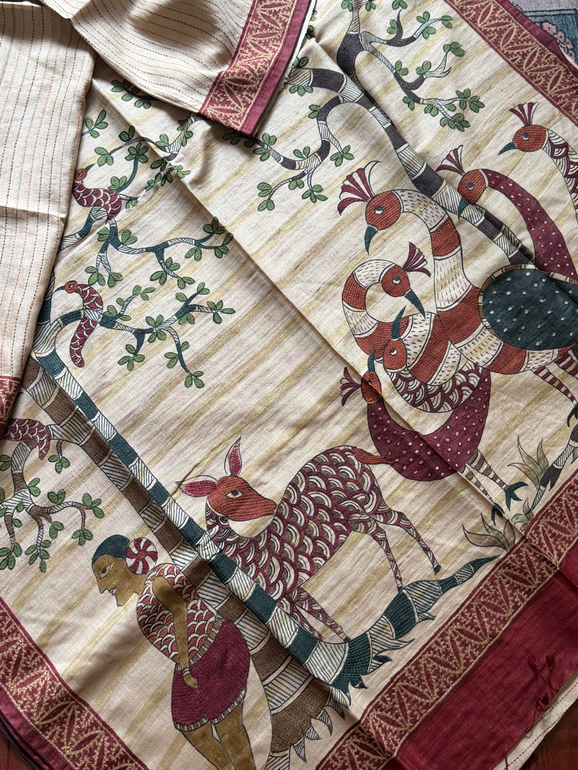 Kamaniya Kantha : Handcrafted Tussar