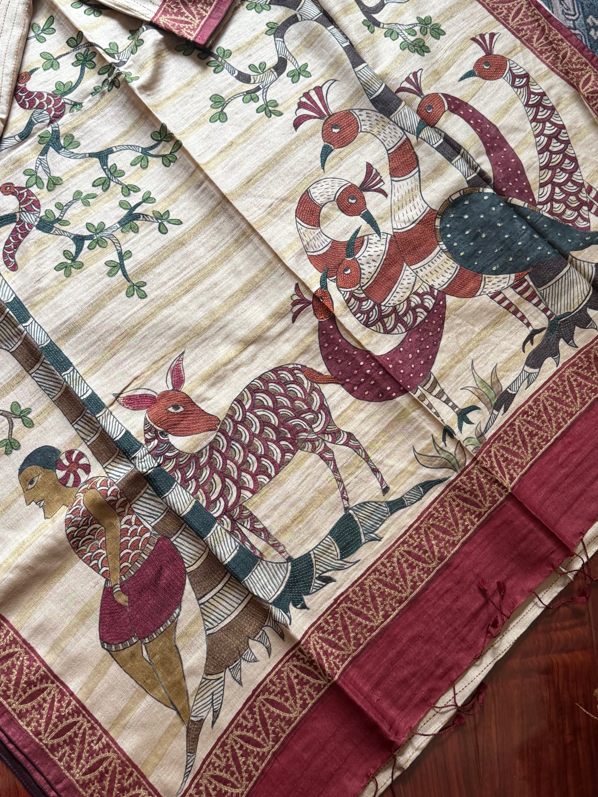 Kamaniya Kantha : Handcrafted Tussar