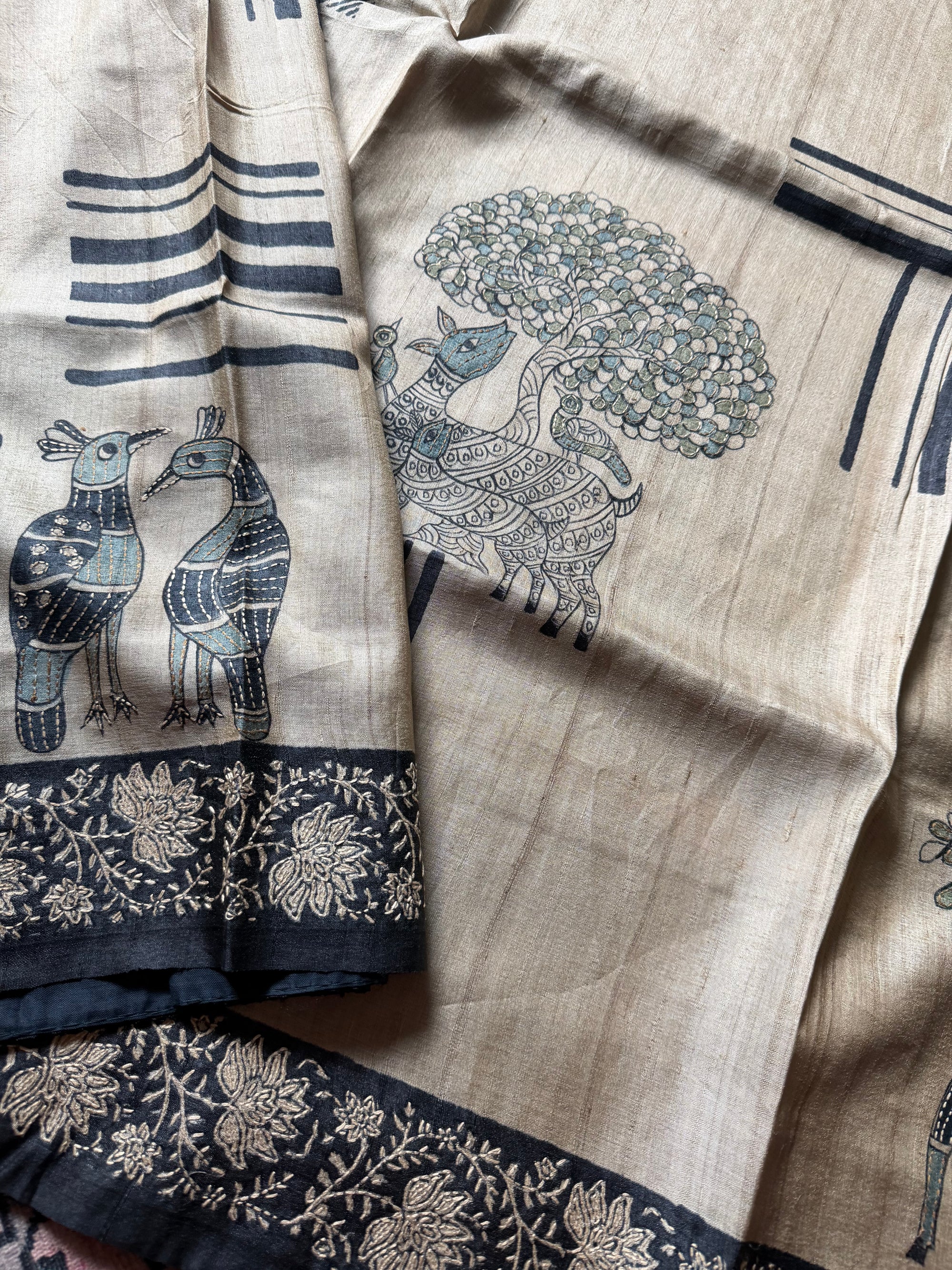 Kamaniya Kantha : Handcrafted Tussar