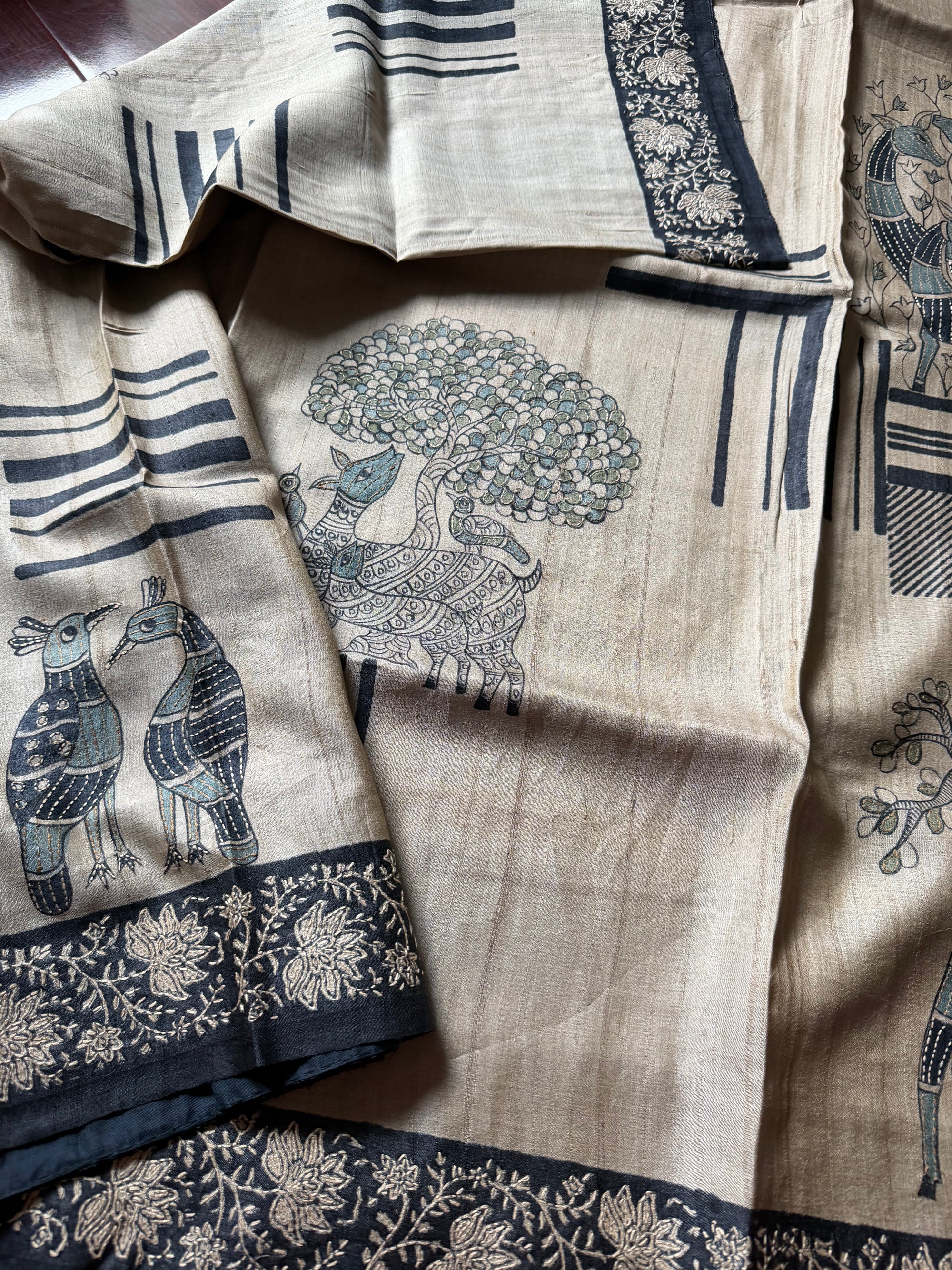 Kamaniya Kantha : Handcrafted Tussar