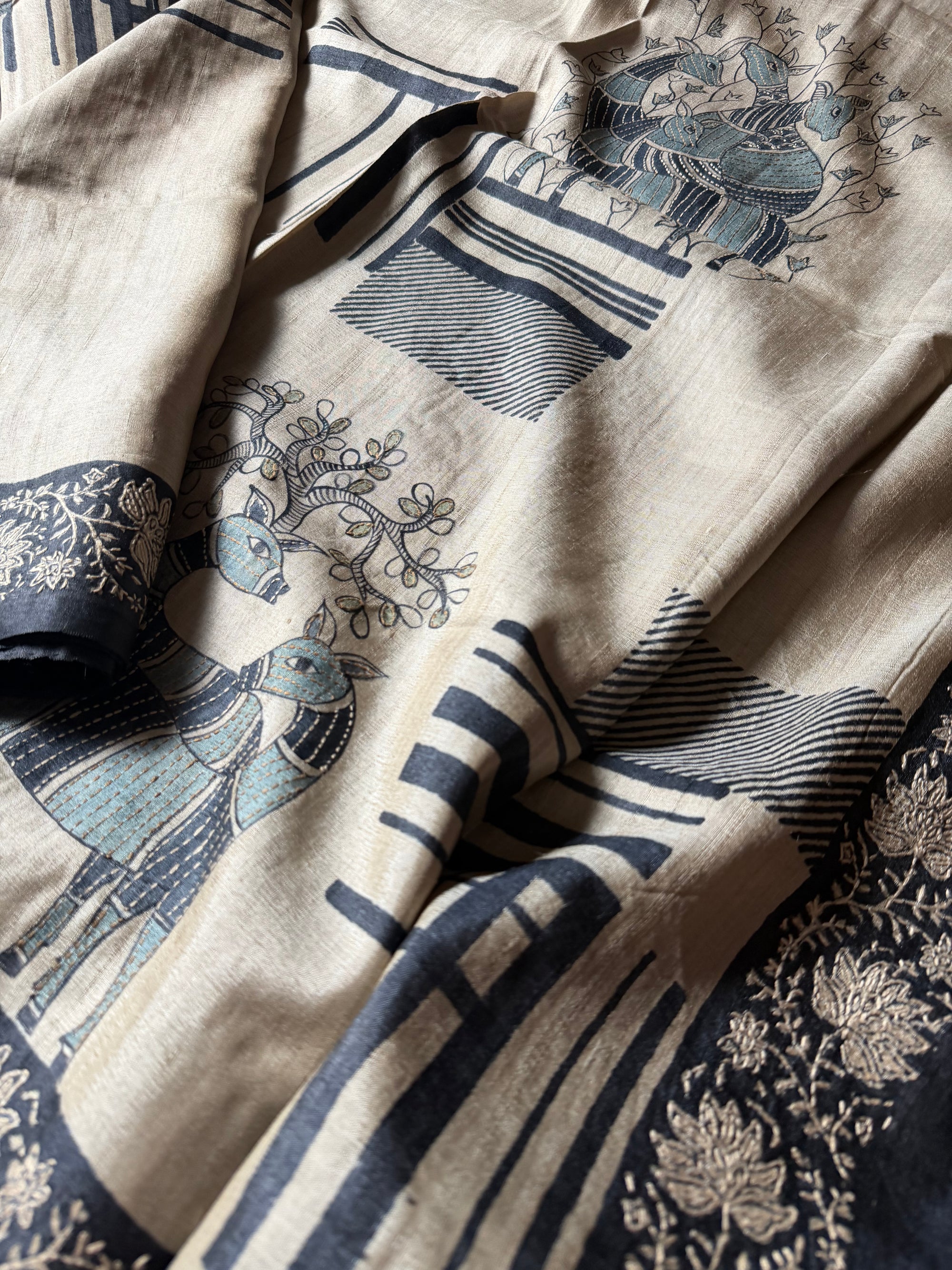 Kamaniya Kantha : Handcrafted Tussar