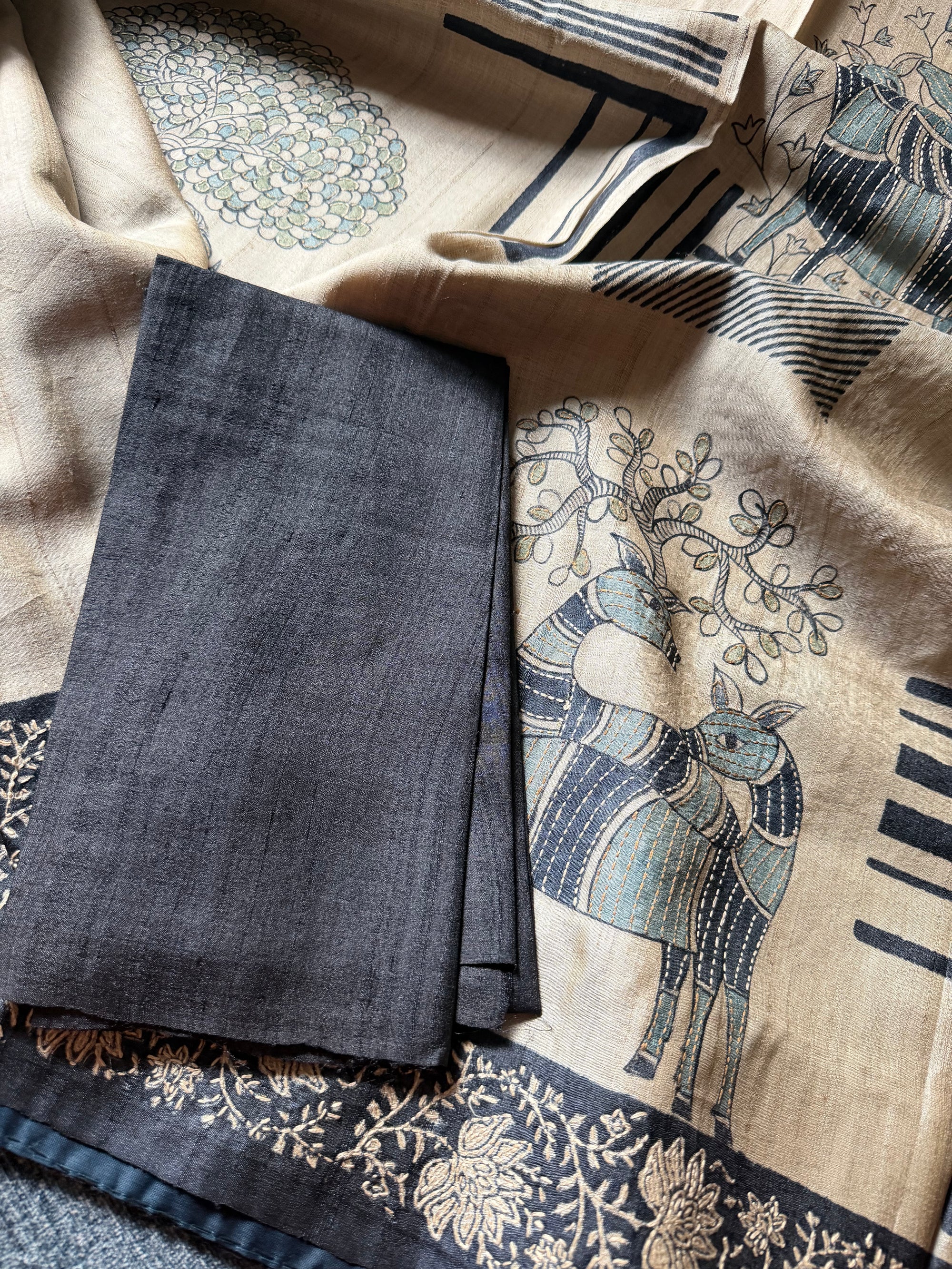 Kamaniya Kantha : Handcrafted Tussar