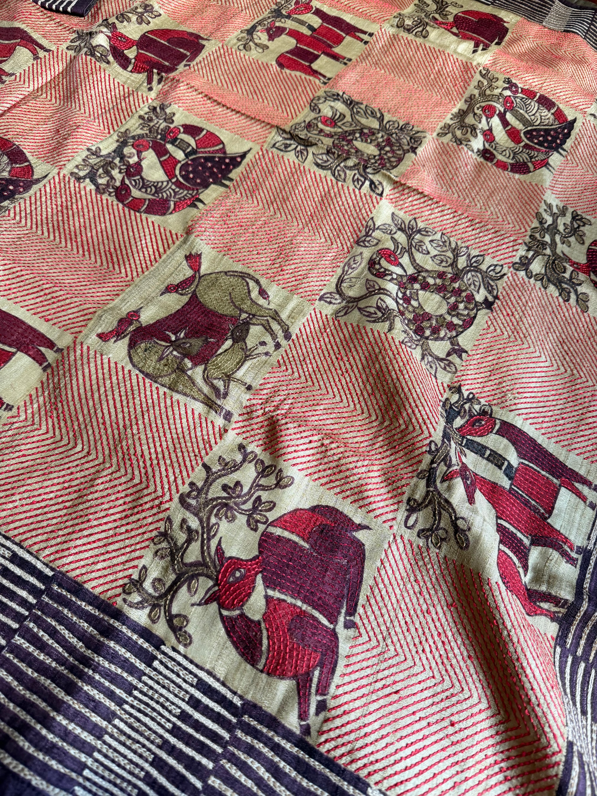 Kamaniya Kantha : Handcrafted Tussar