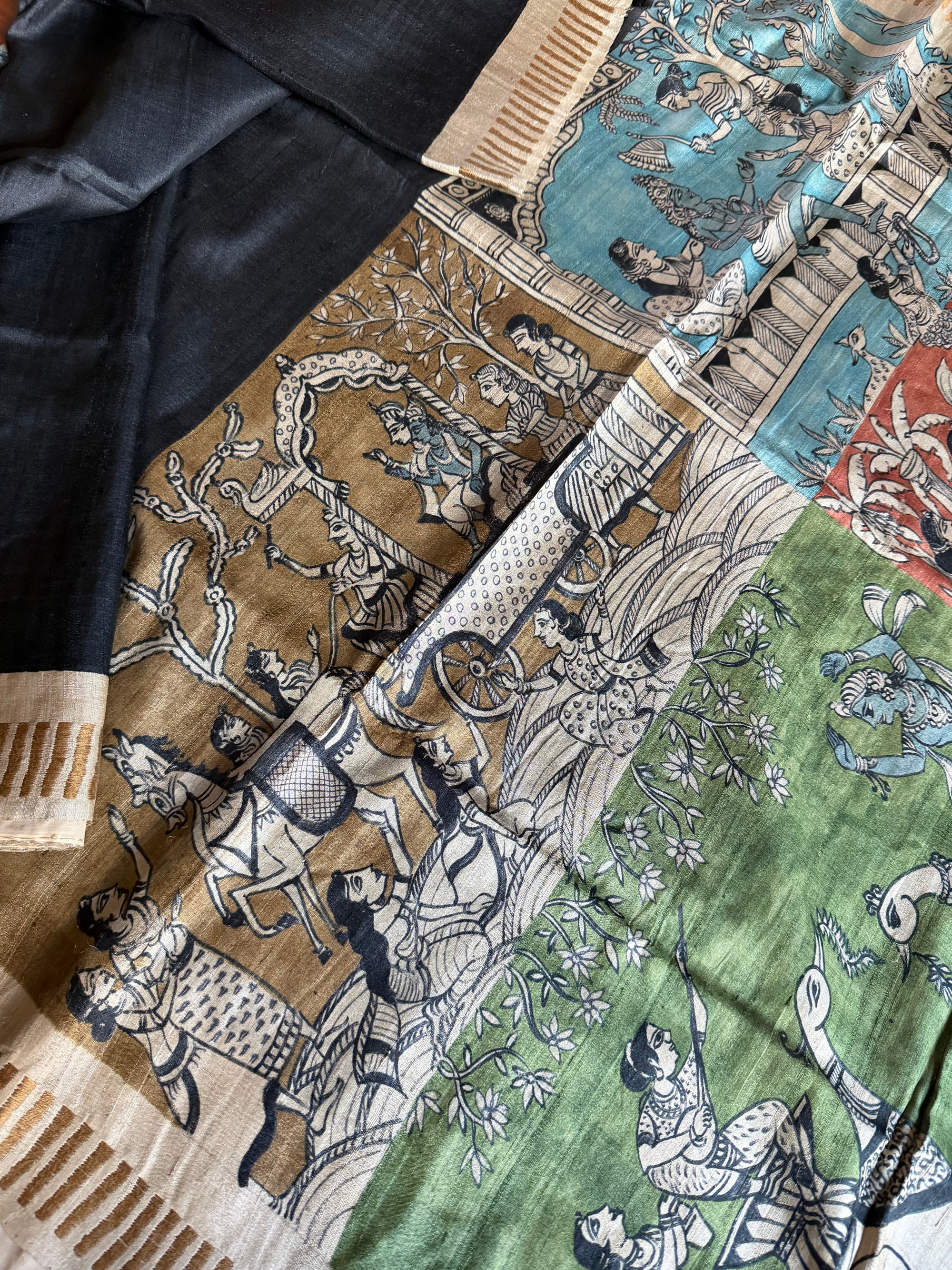 Kamaniya Kantha : Handcrafted Tussar