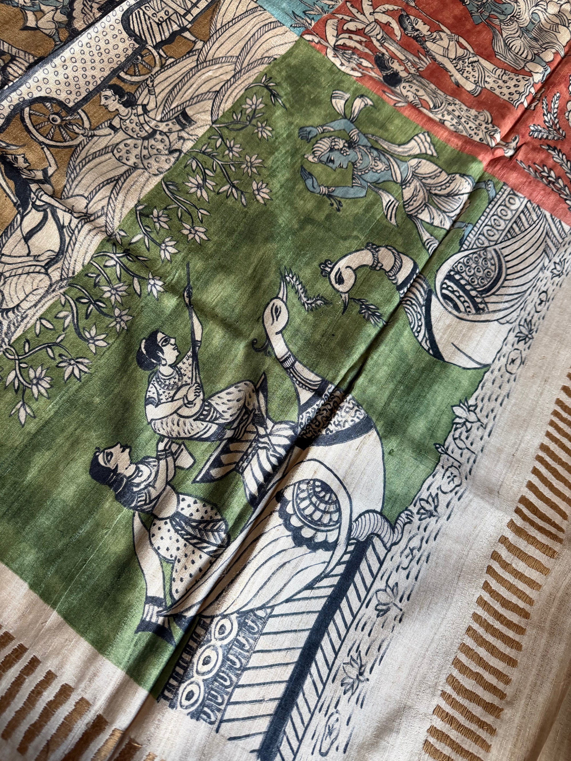 Kamaniya Kantha : Handcrafted Tussar