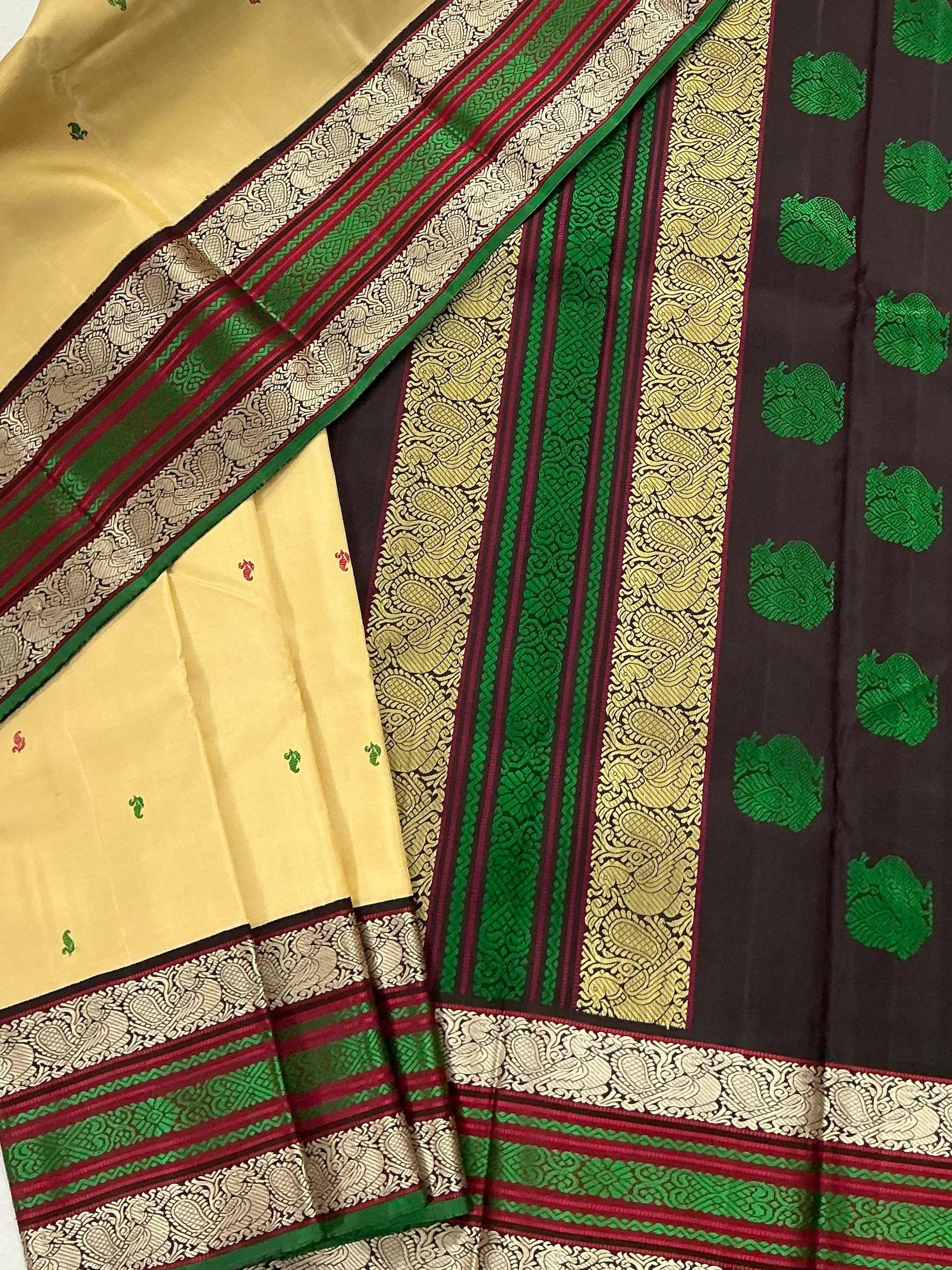 No Zari  Kanjivaram Silk : KORVAI