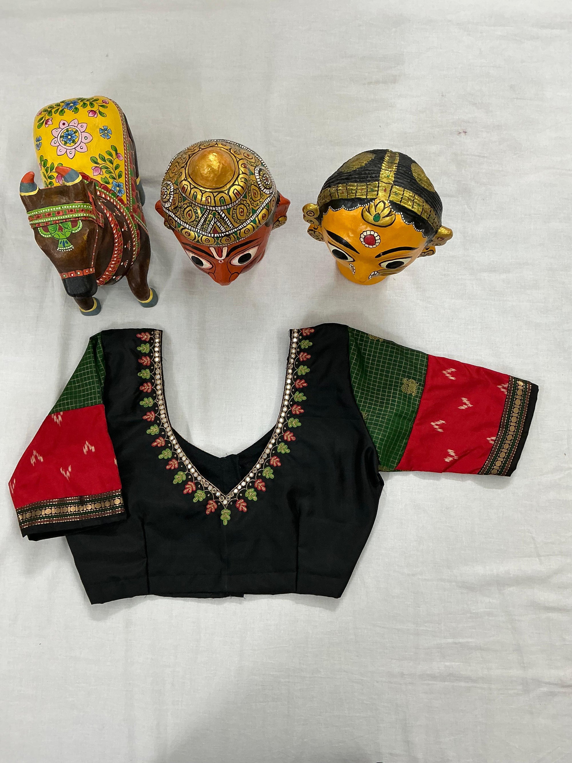 Handcrafted Ready to Wear Blouse : Kanjivaram Silk (Black)