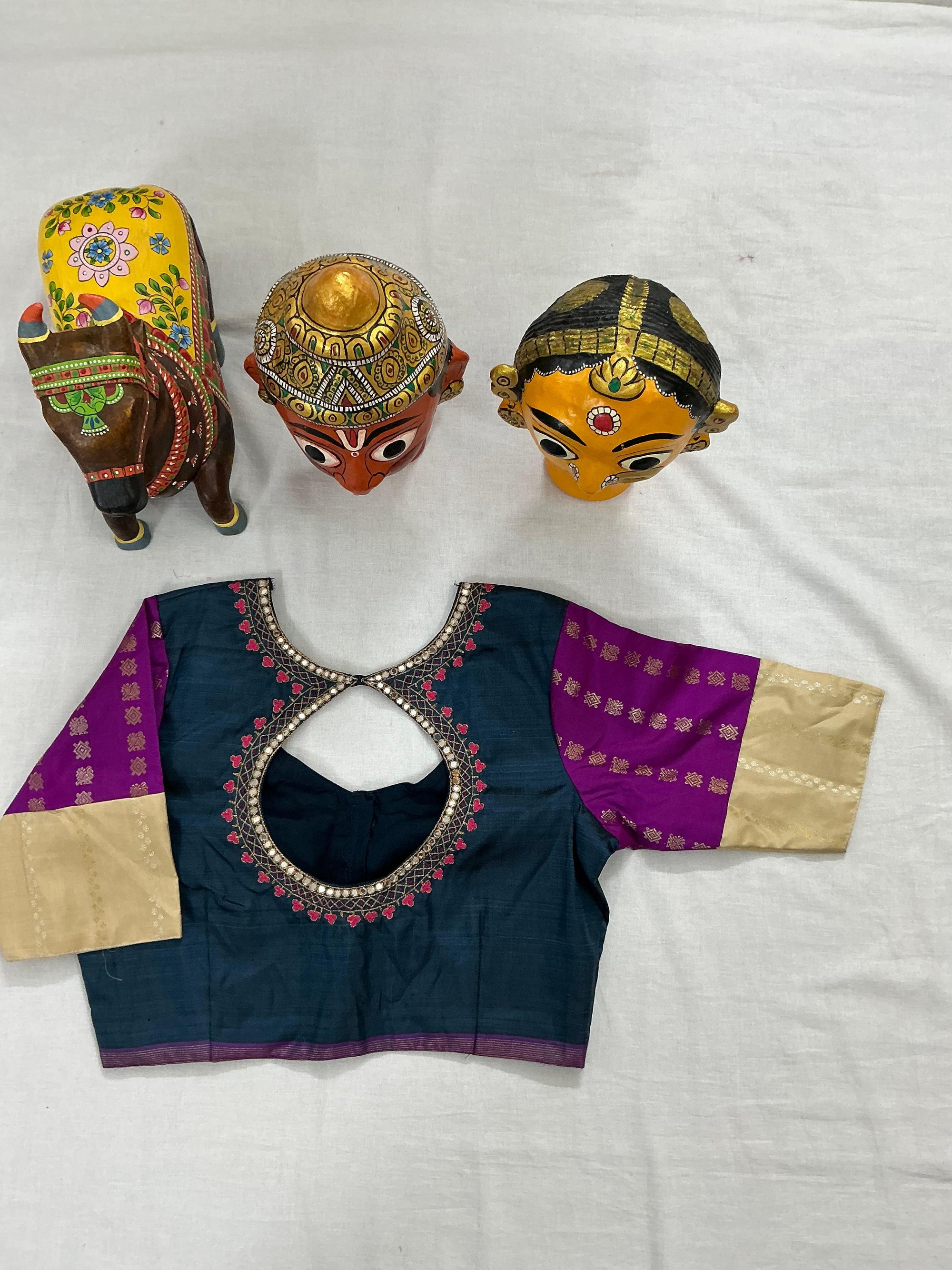 Handcrafted Ready to Wear Blouse : Kanjivaram Silk (Peacock Green)
