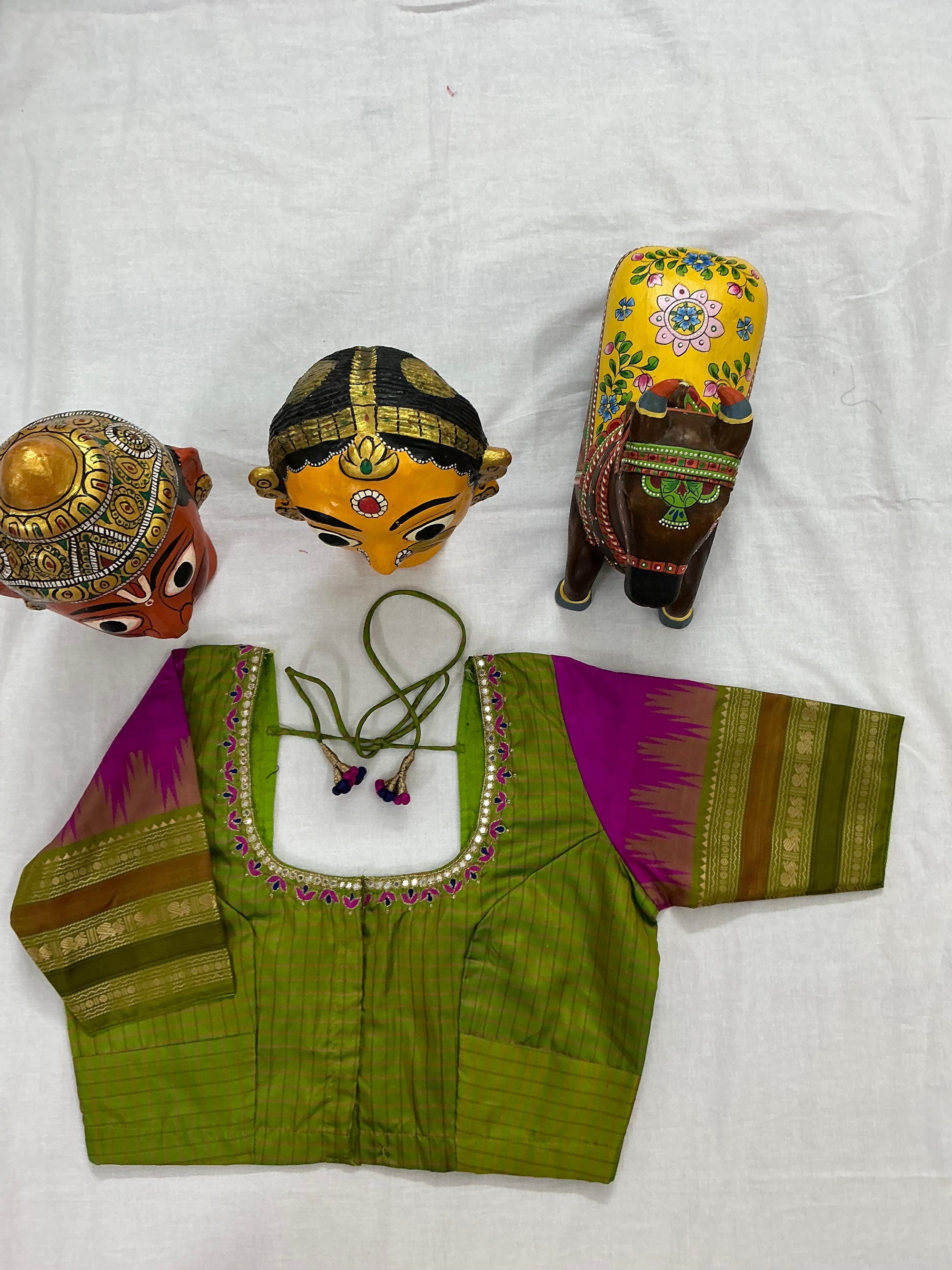 Handcrafted Ready to Wear Blouse : Kanjivaram Silk (Green &amp; Pink)