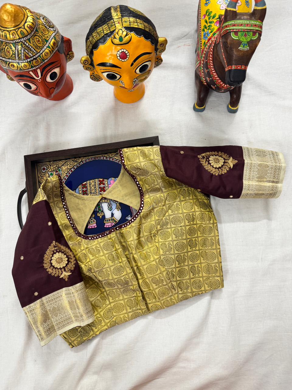 Handcrafted Ready to Wear Blouse : Kanjivaram Silk (1000 butta in Golden ivory)