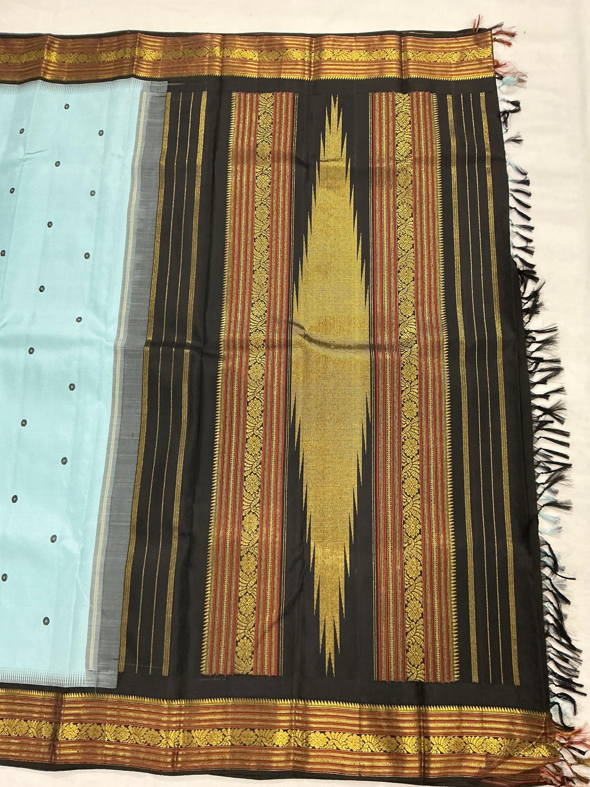 MAATHEY: Korvai Kanjivaram Silk (Powder blue &amp; Black)