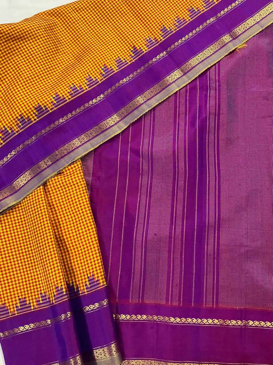 Kuttu Gadwal Silk