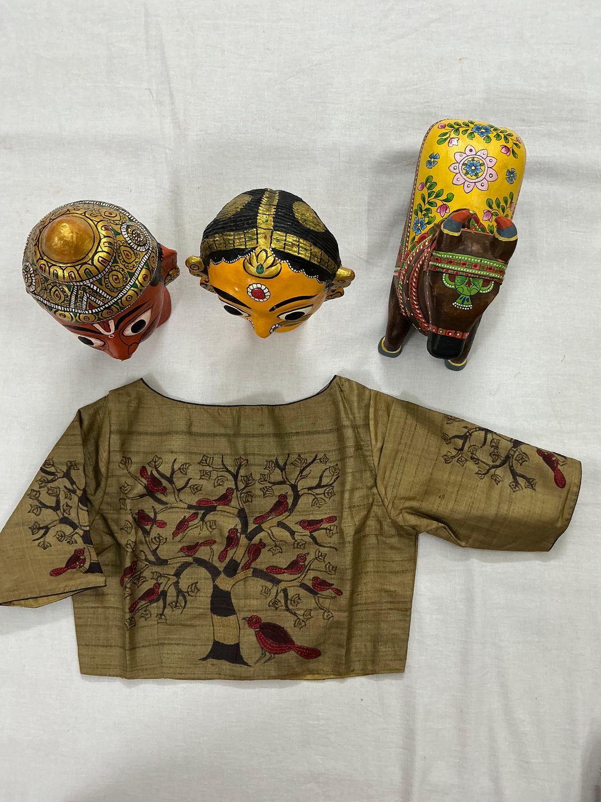 Handcrafted Ready to Wear Blouse : Kamaniya Kantha Tussar