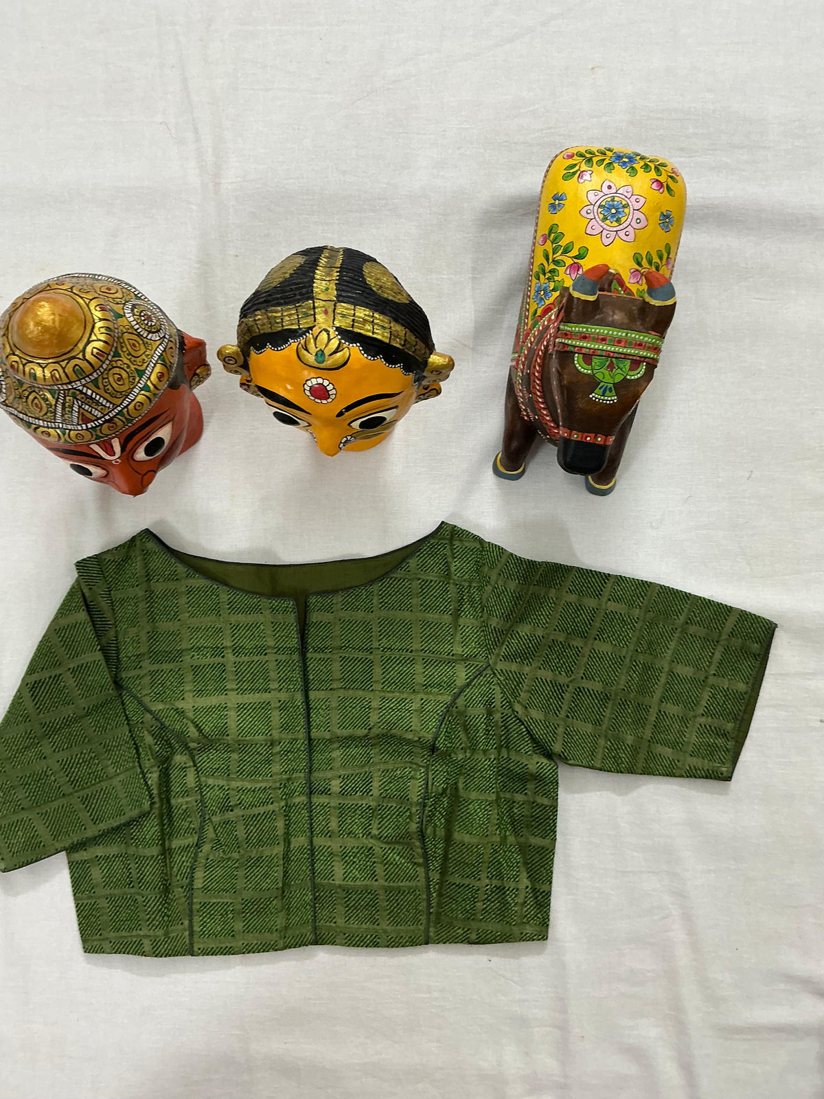 Handcrafted Ready to Wear Blouse : Kamaniya Kantha Tussar
