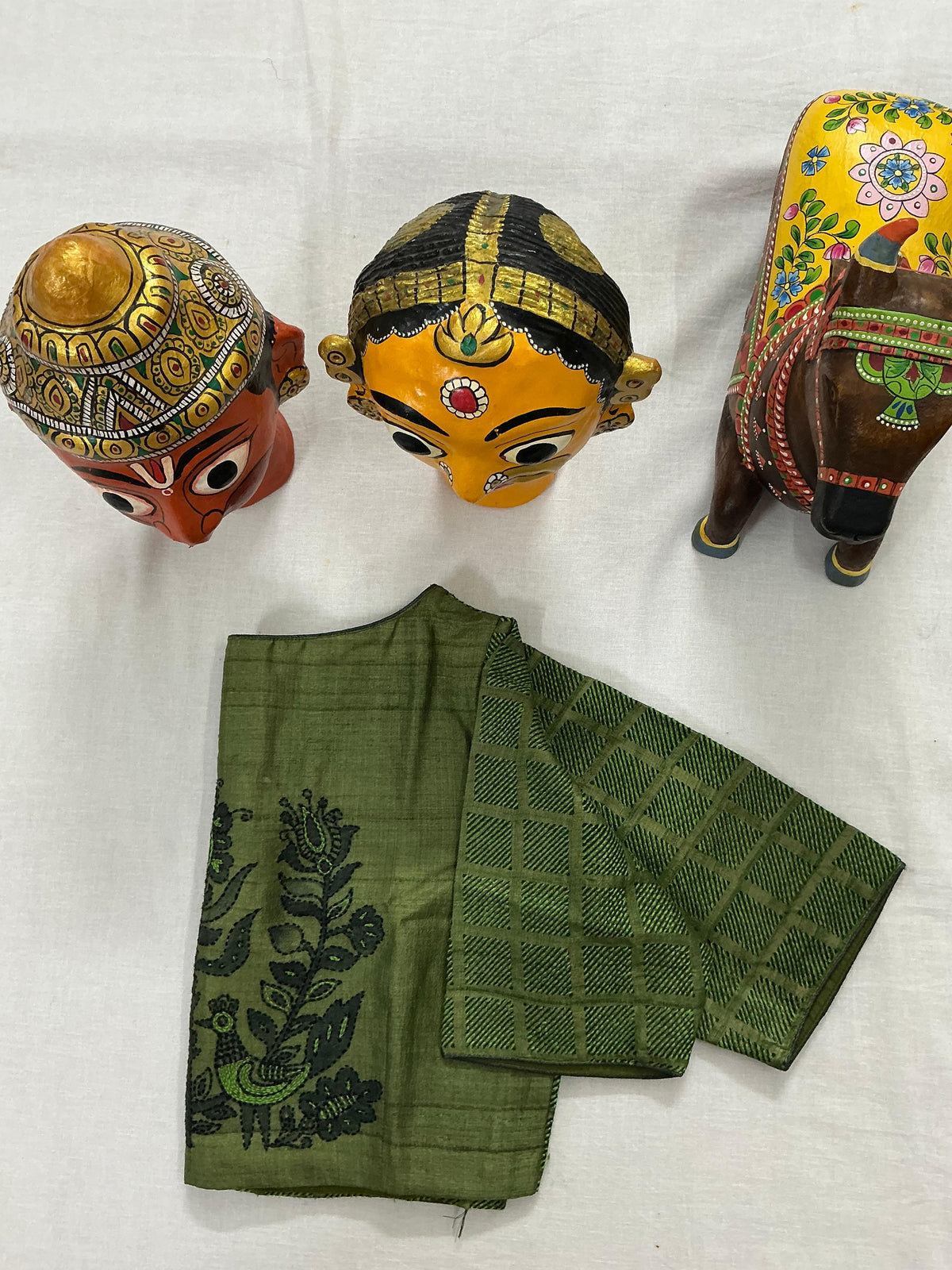 Handcrafted Ready to Wear Blouse : Kamaniya Kantha Tussar