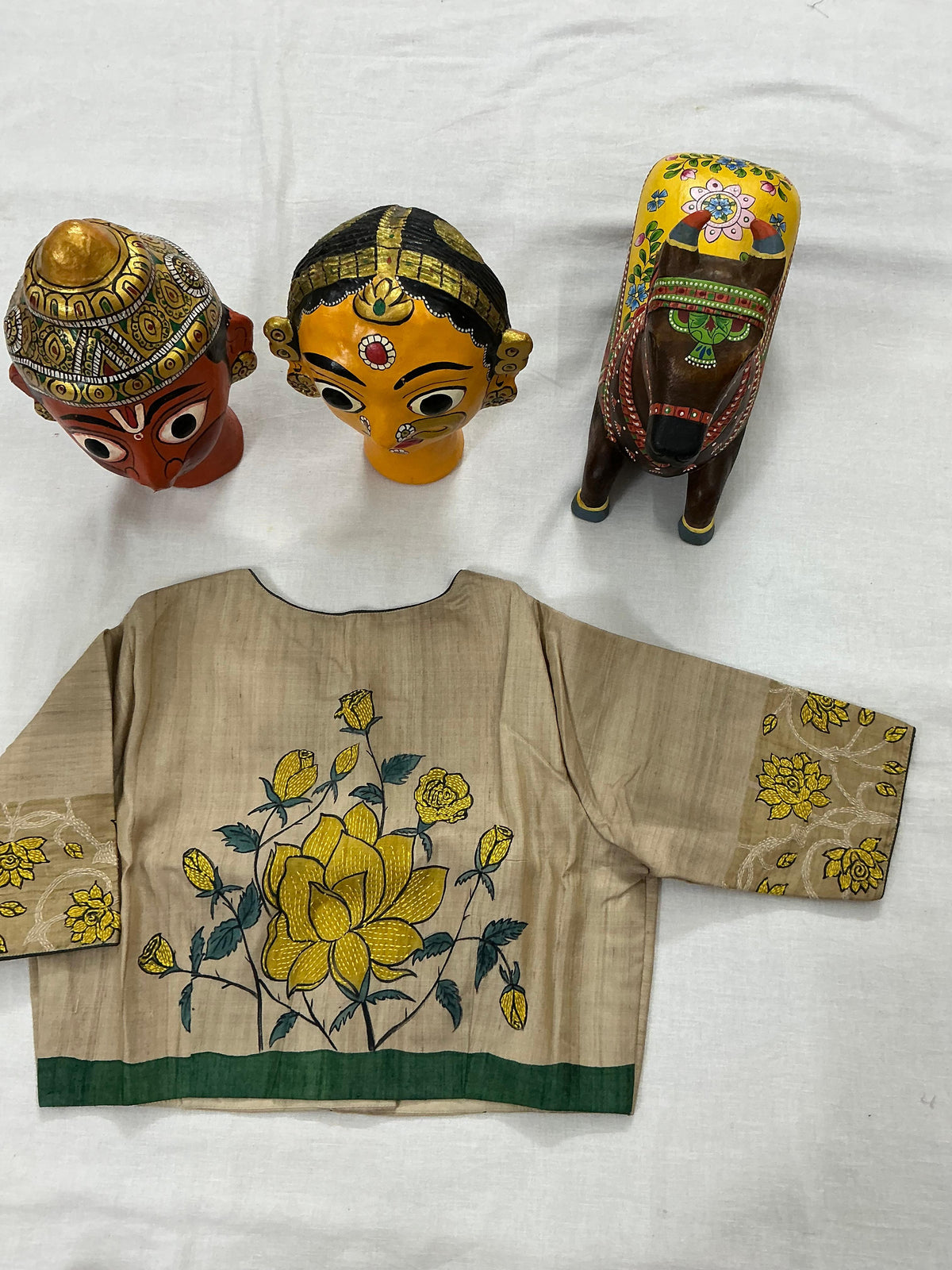 Handcrafted Ready to Wear Blouse : Kamaniya Kantha Tussar