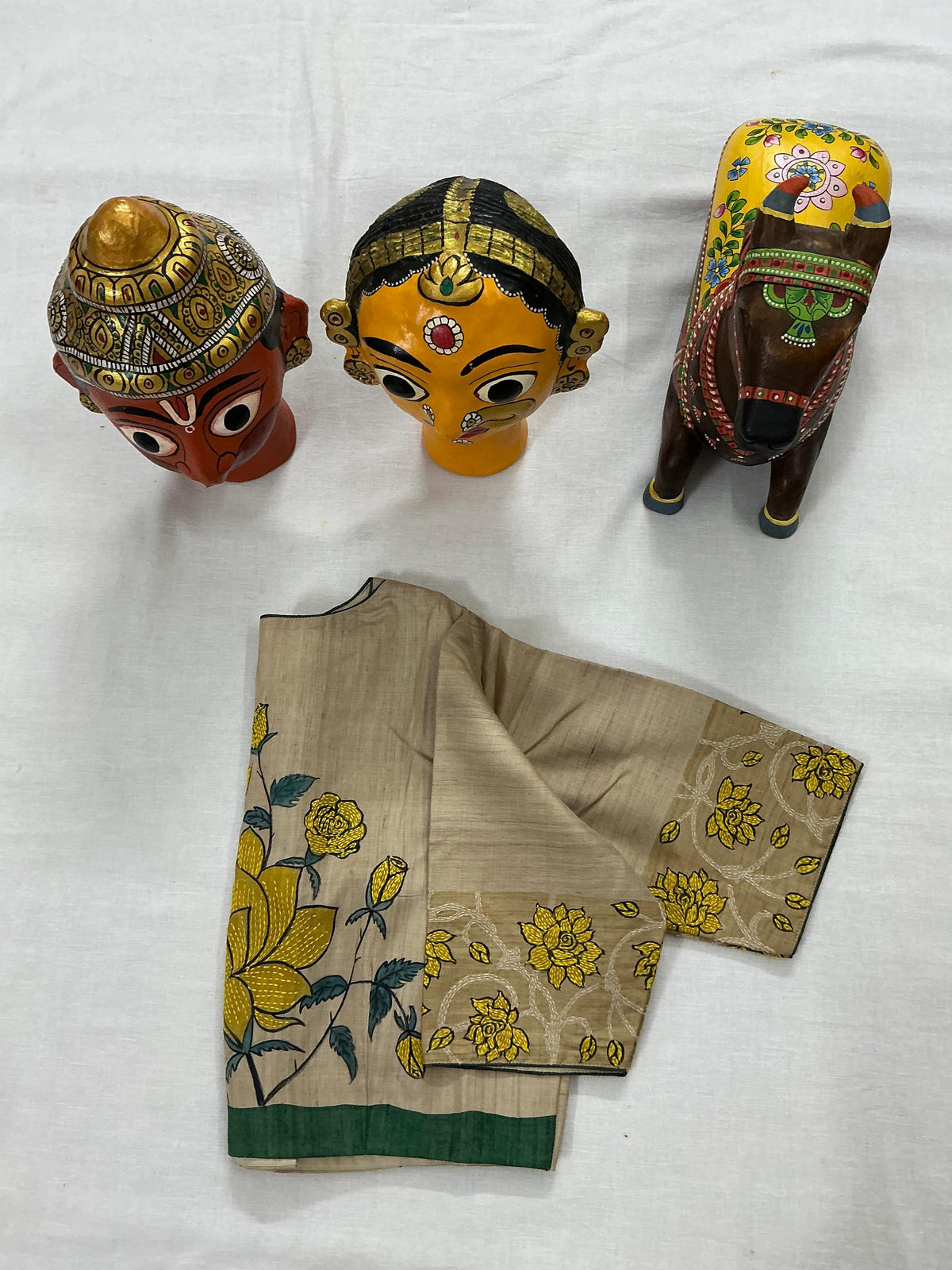 Handcrafted Ready to Wear Blouse : Kamaniya Kantha Tussar