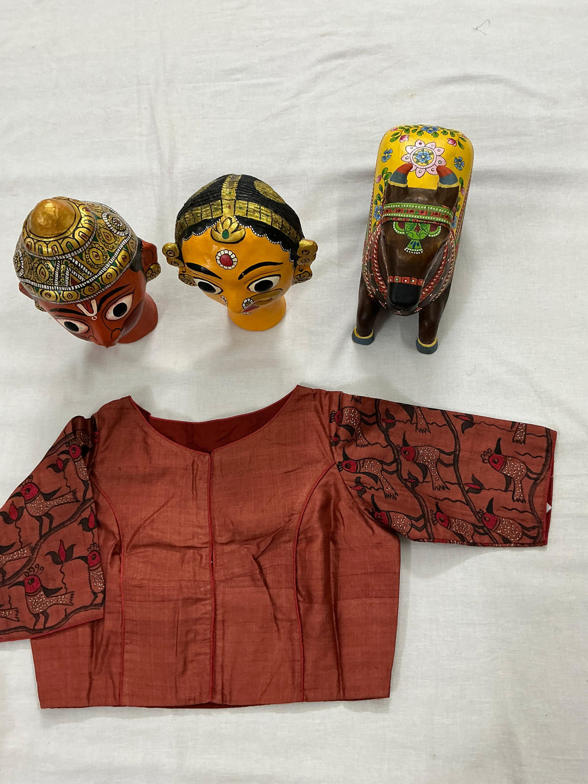 Handcrafted Ready to Wear Blouse : Kamaniya Kantha Tussar