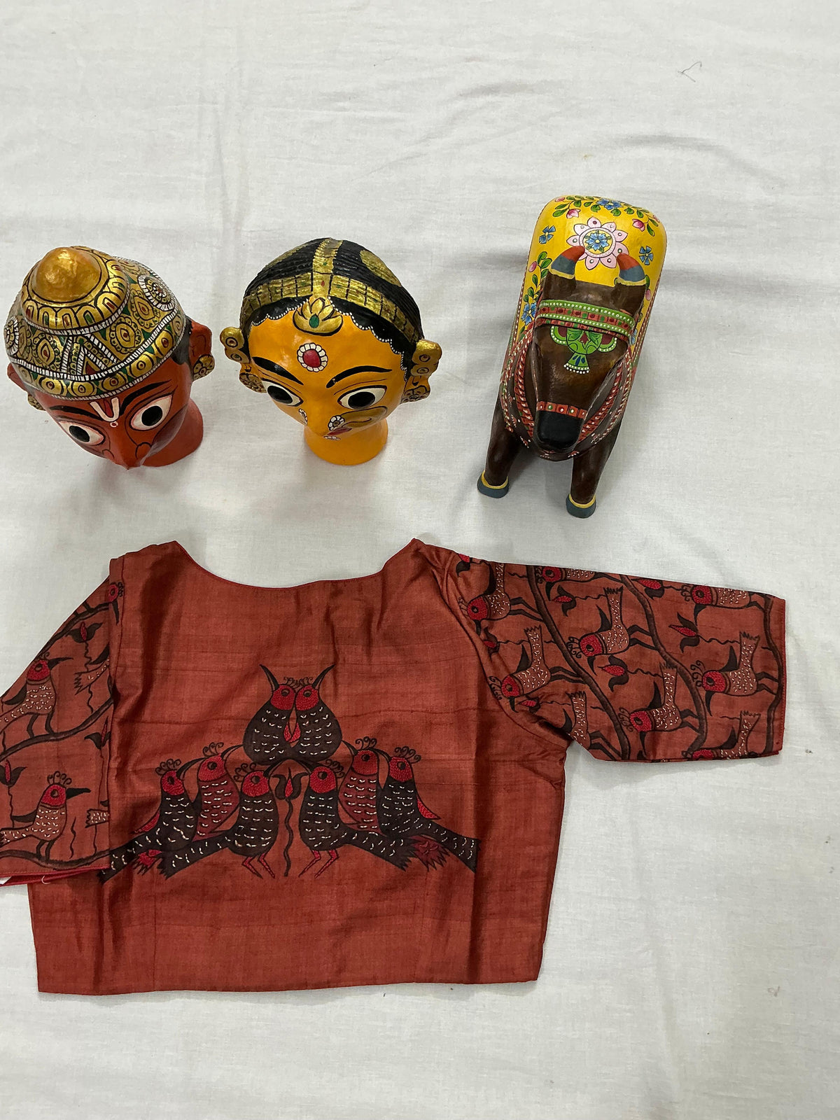 Handcrafted Ready to Wear Blouse : Kamaniya Kantha Tussar